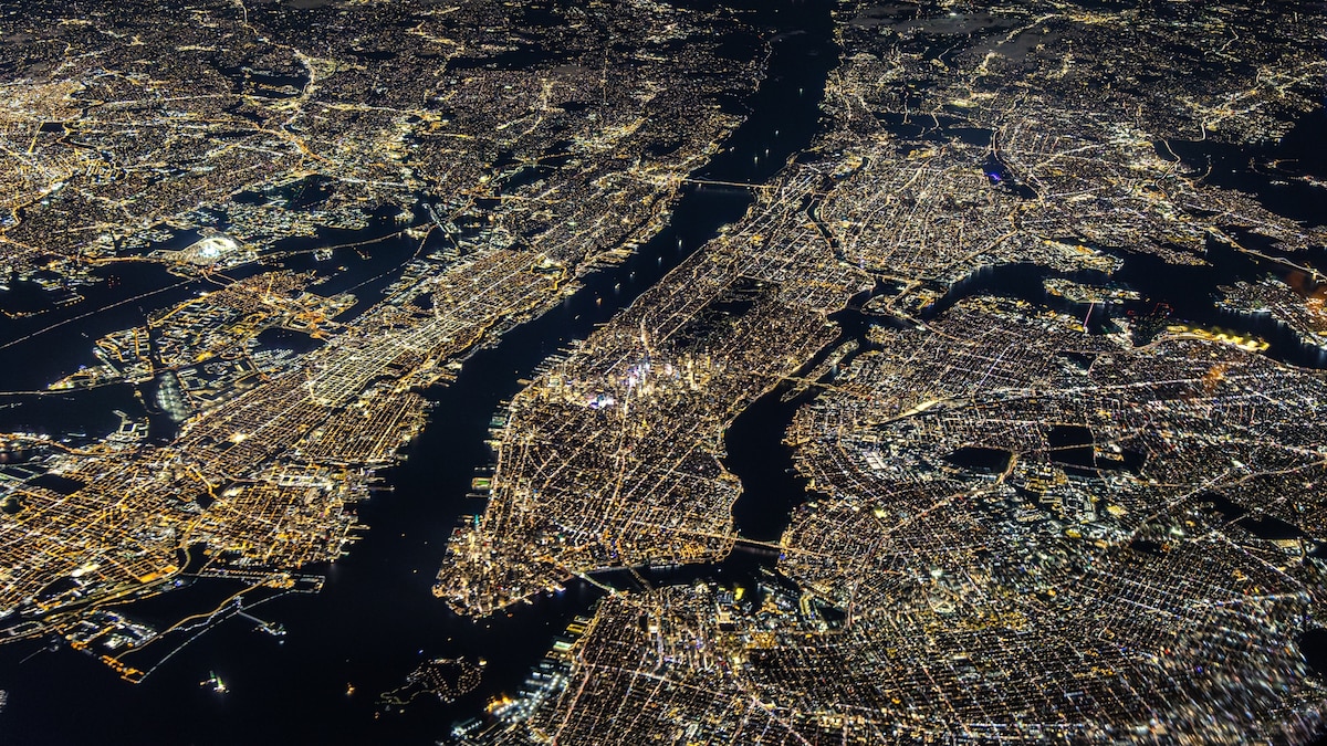 How many rats are in New York City? Scientists find new clues in the East River.