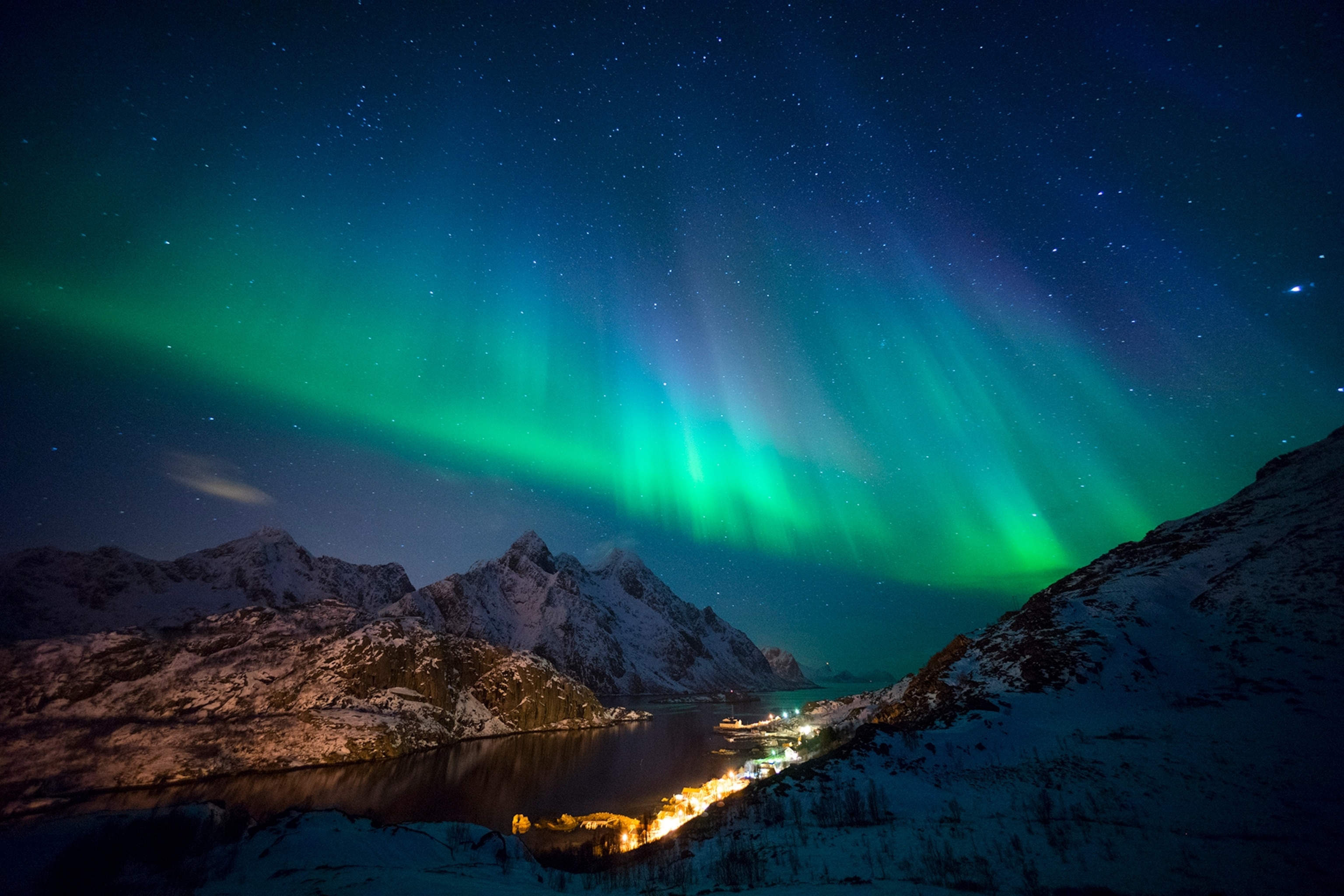 northern lights over Reine, Norway