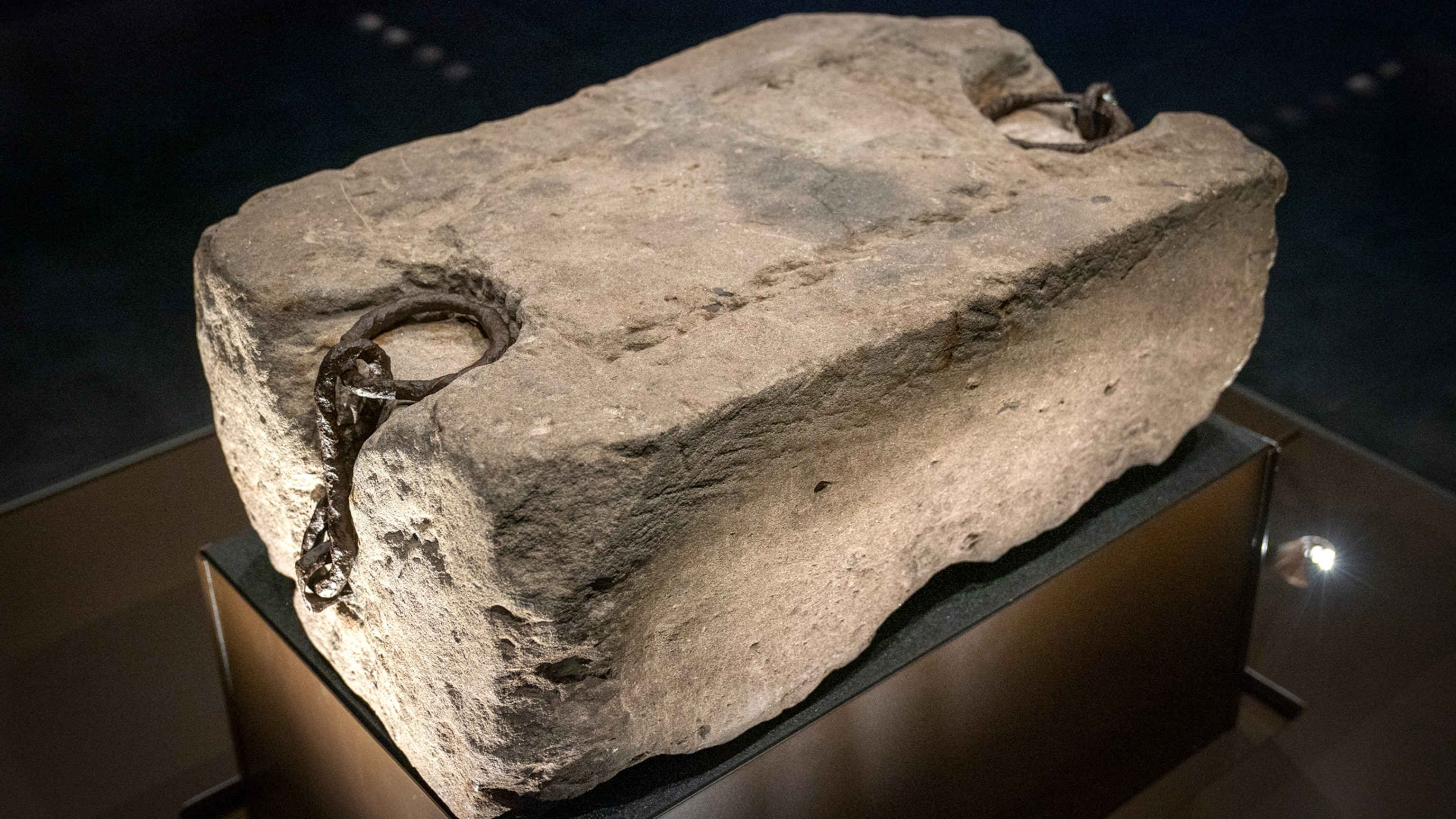 A small number of Scottish families own lost fragments of the Stone of Destiny—how?