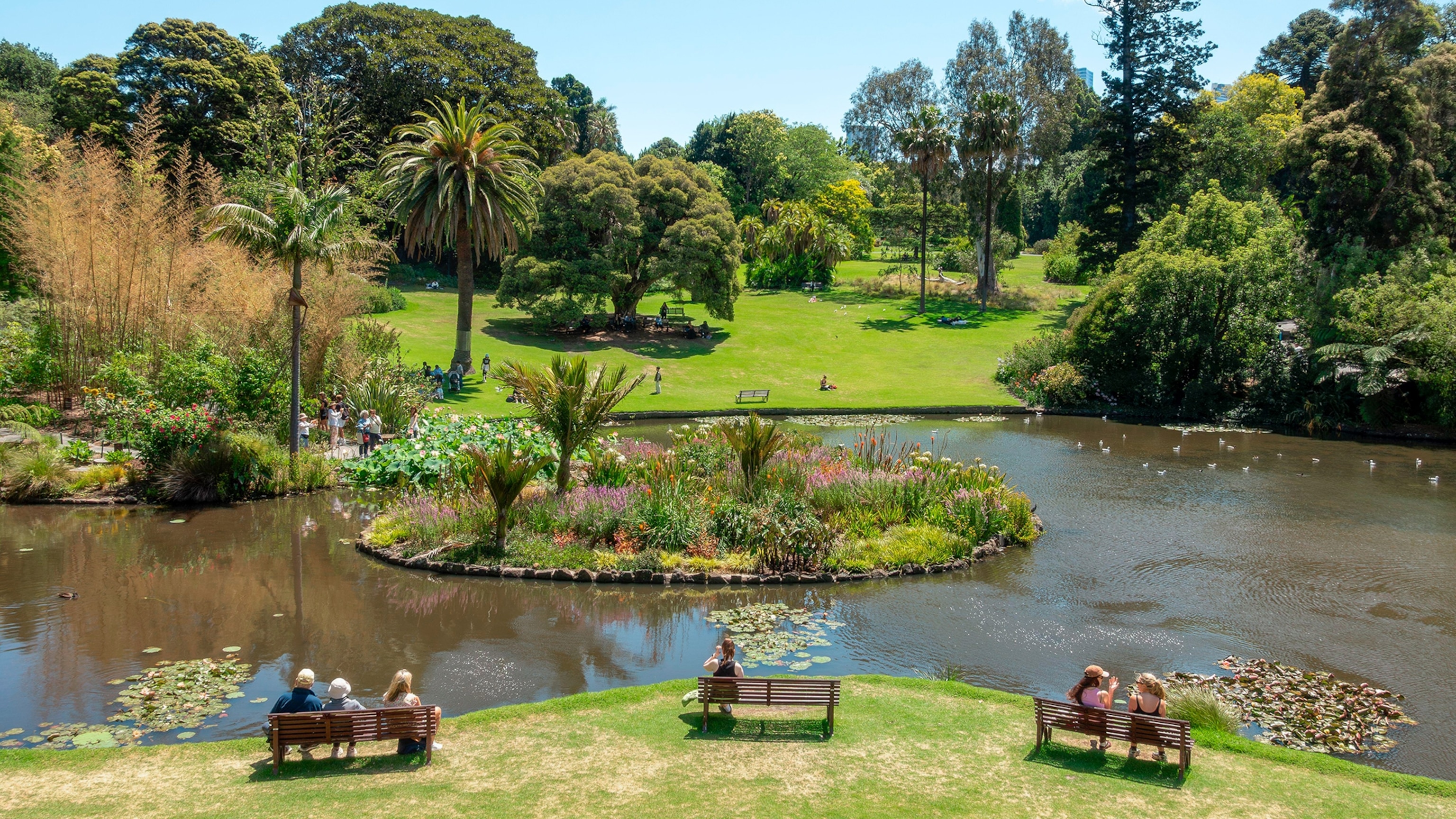 Explore the Cultural Riches of Melbourne