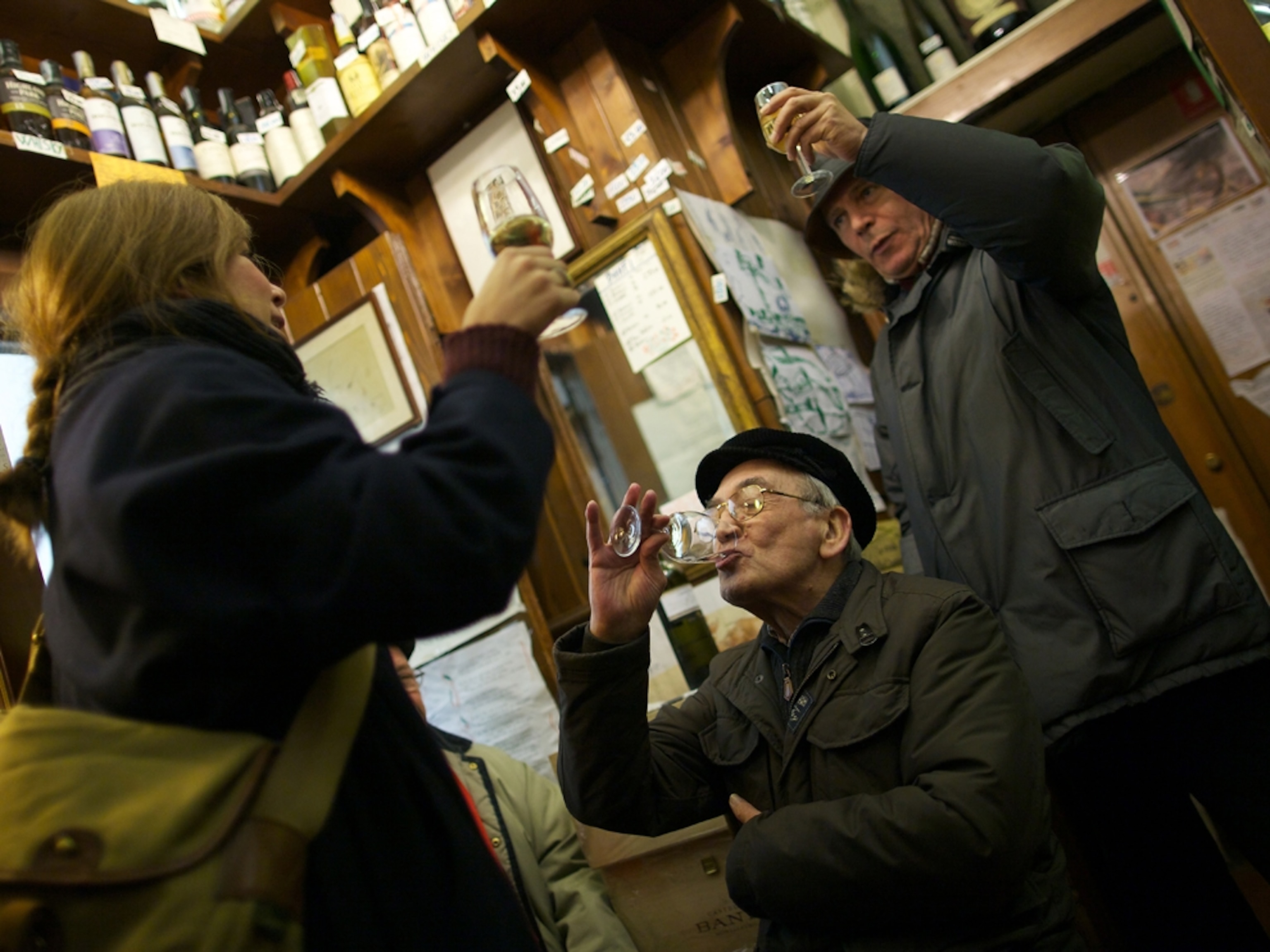 Aperitivo religion Cantina Isola