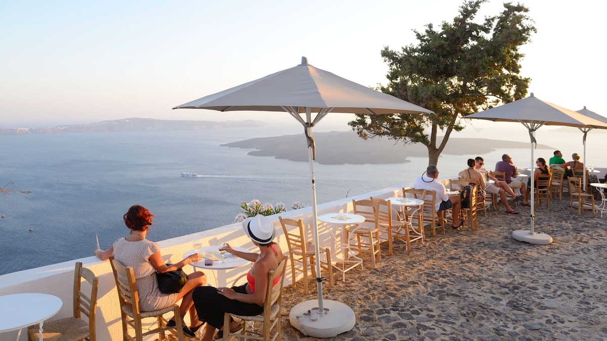 Top 10 Things to Do in Santorini, Greece | National Geographic