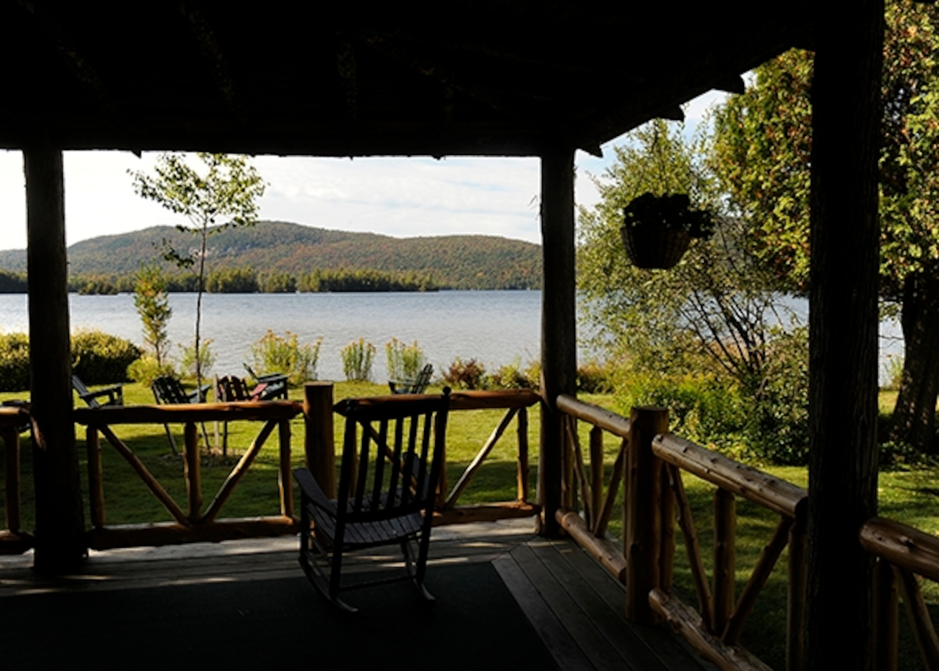 A lakeside porch at The Hedges (Photograph by Terry Wild Stock)
