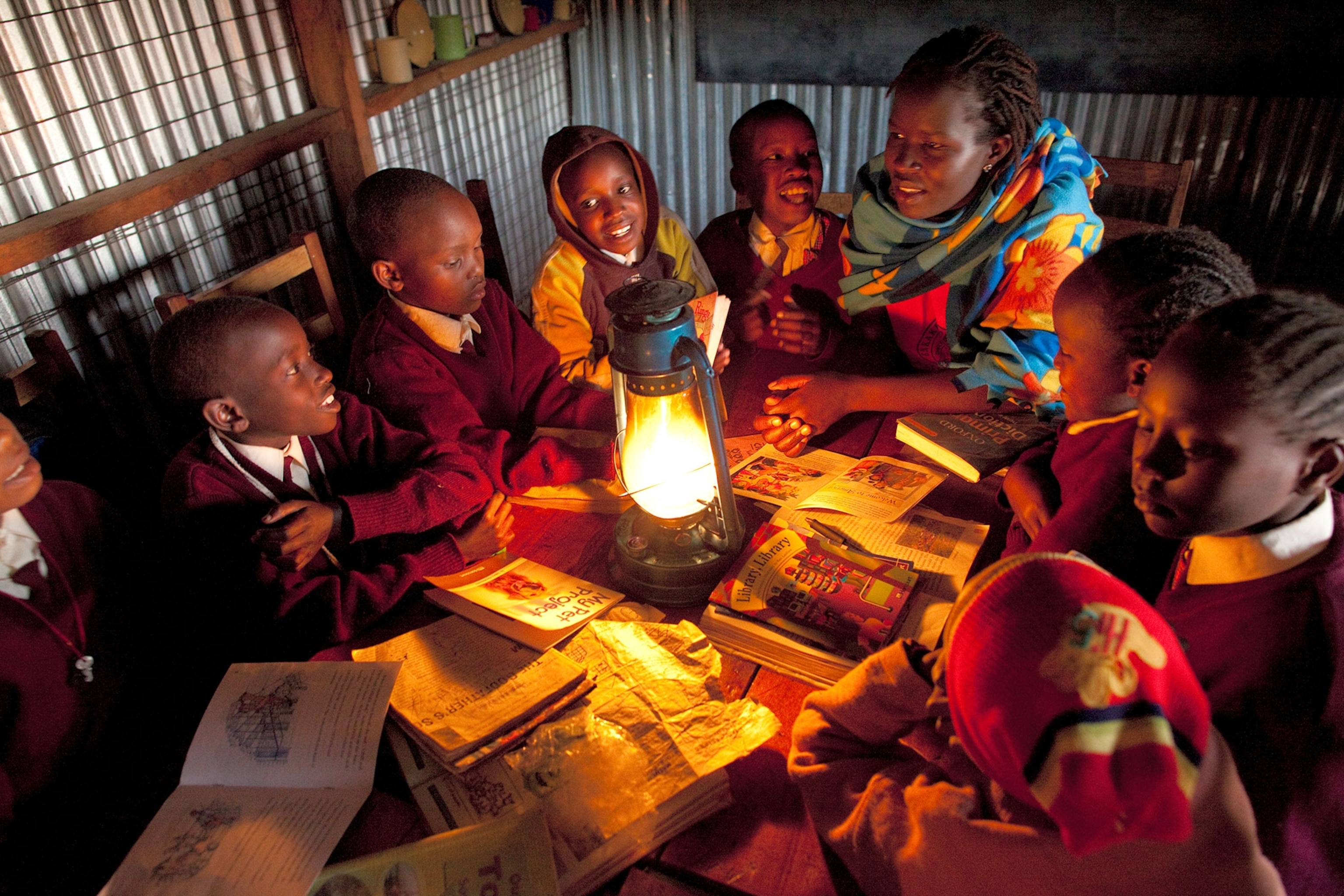 Kakenya Ntaiya and schoolgirls in Kenya