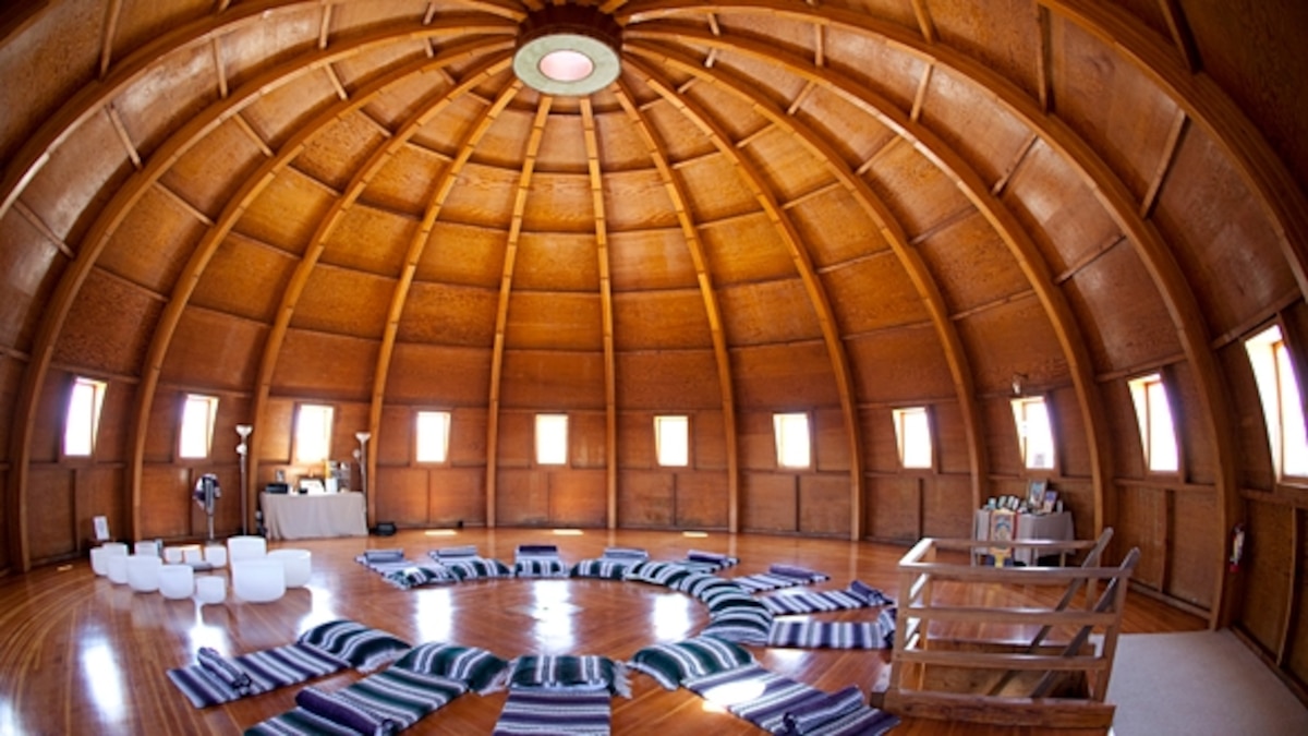 Touching the Sound in Joshua Tree