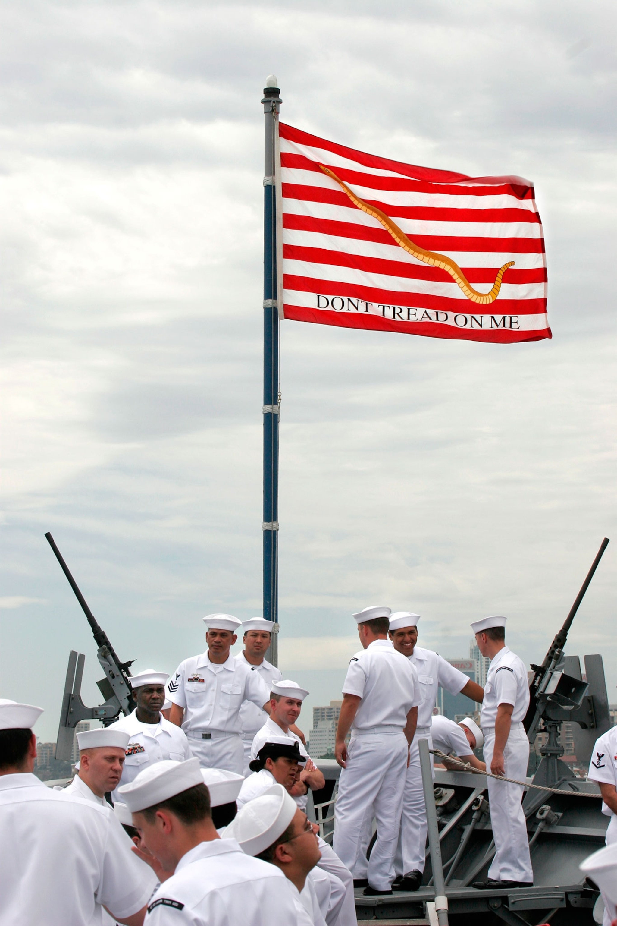 sailors underneath the rattlesnake jack