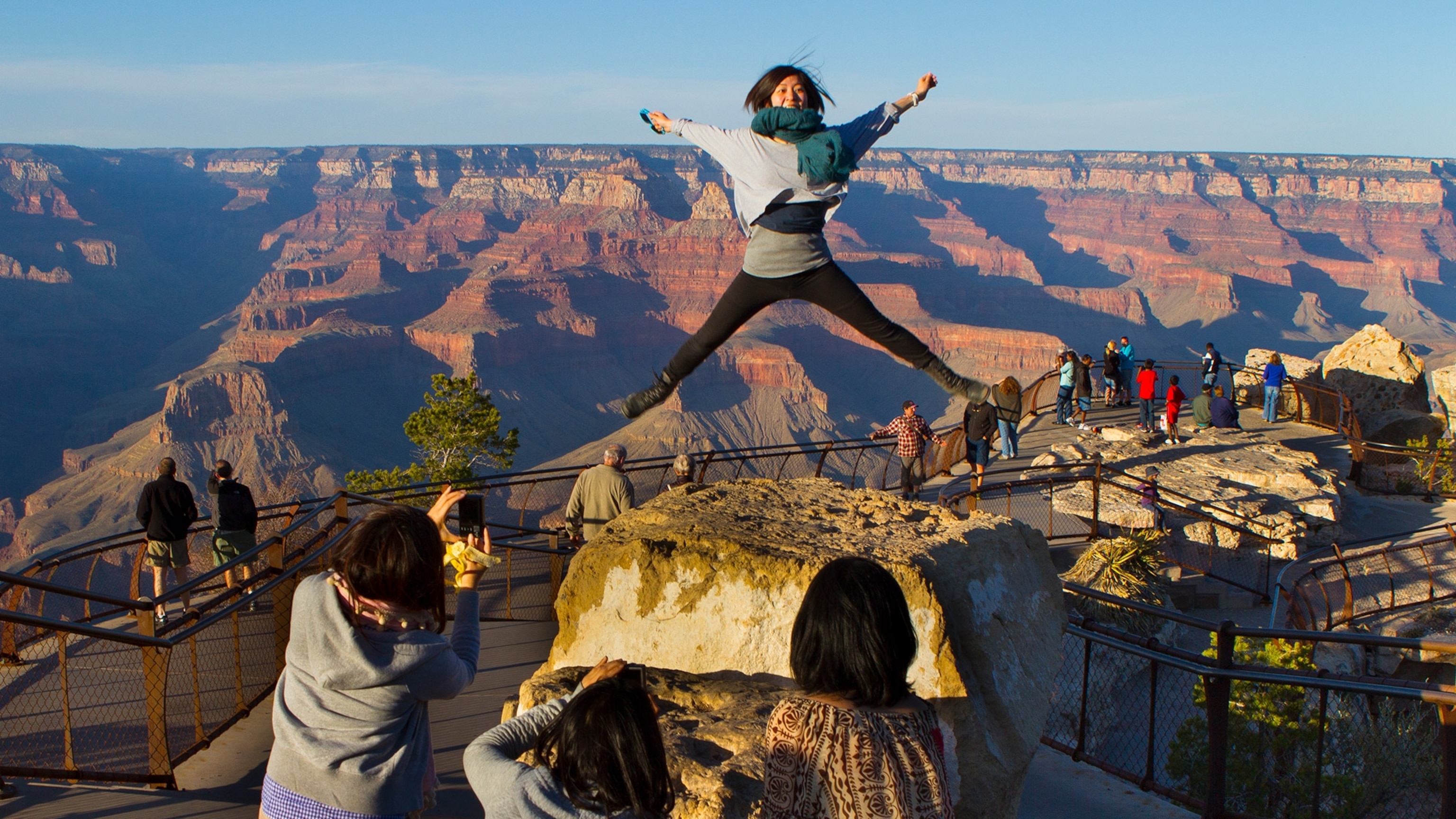 Dopamine, serotonin, endorphins, oxytocin: Your happy hormones, explained