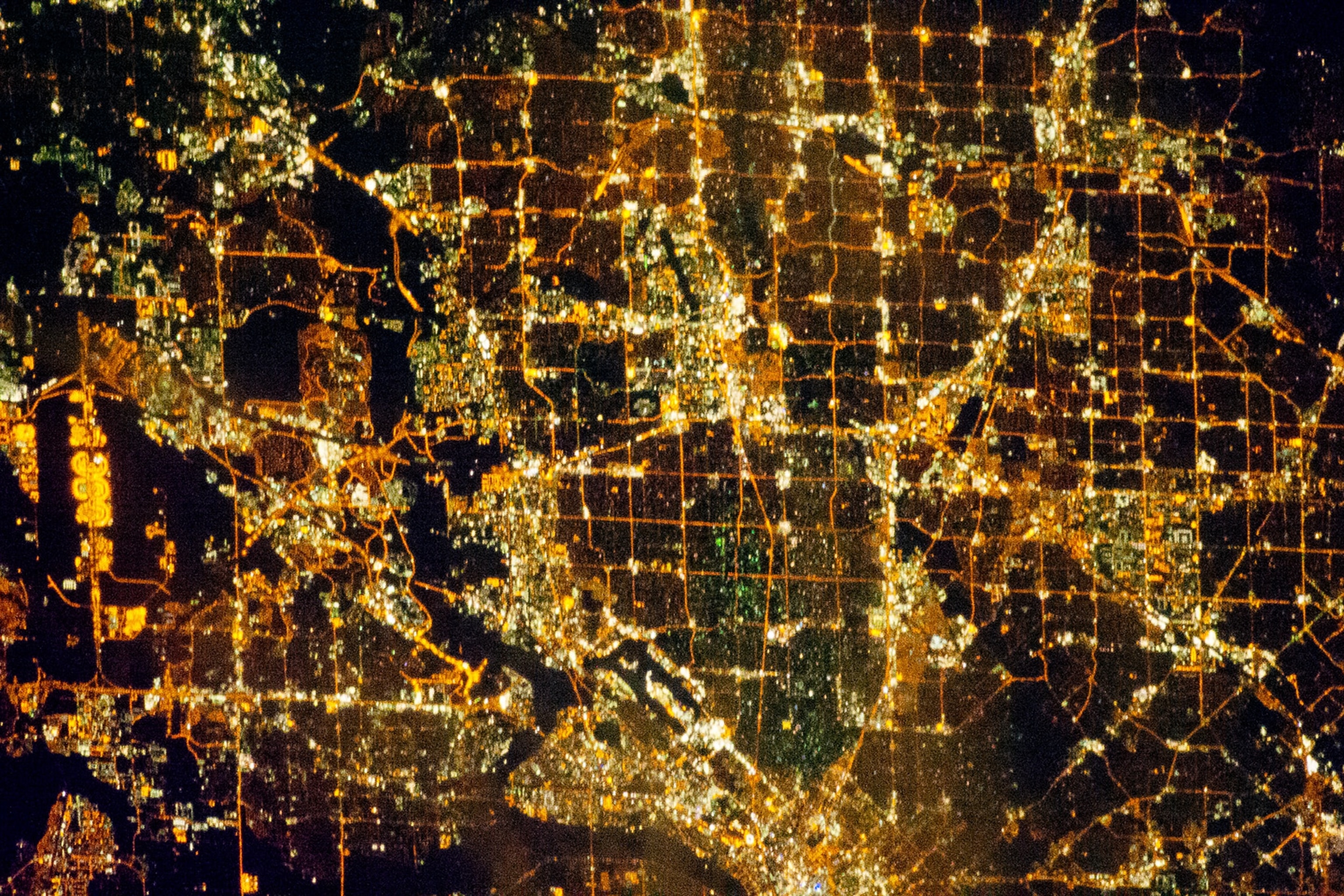 Dallas metro area picture - northern Dallas lights up at night