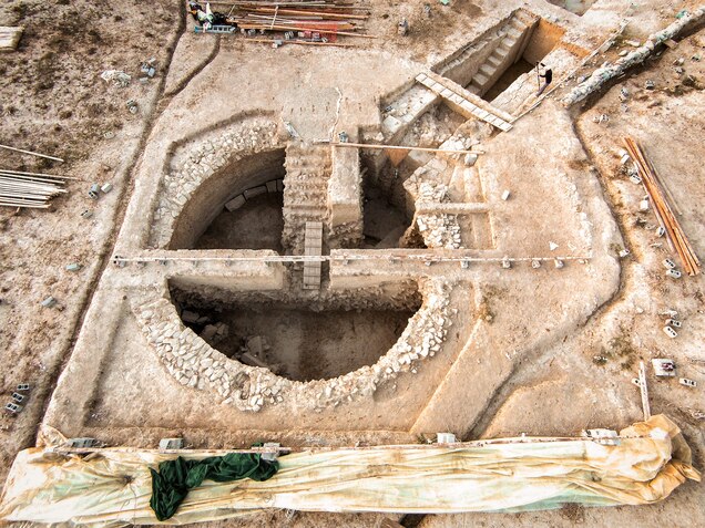 Η Θόλος VI, που ανακαλύφθηκε το 2018, πιθανότατα κάποτε είχε πρώιμους Μυκηναίους ηγεμόνες.