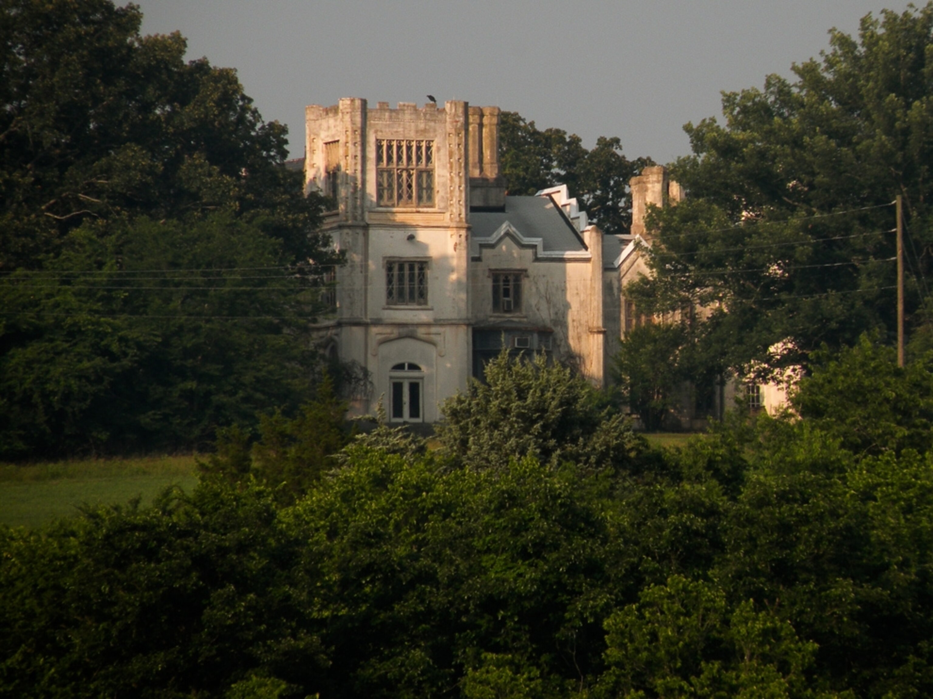 A picture of the Belmead-on-the-James manor house, one of the most endangered historic sites of 2011