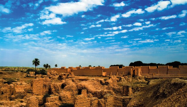 Babylon's walls are pictured.
