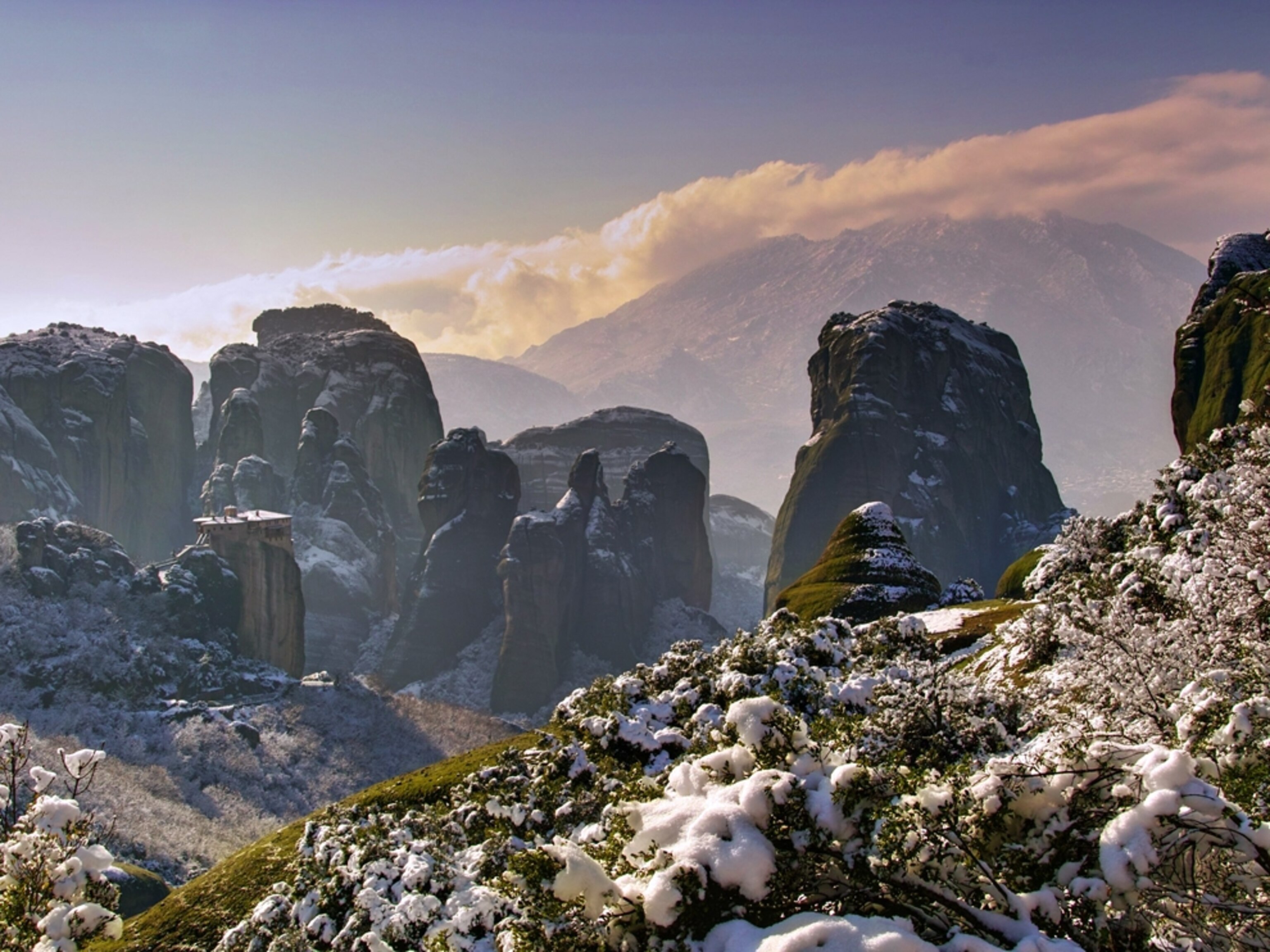 Metéora Greece after snowfall