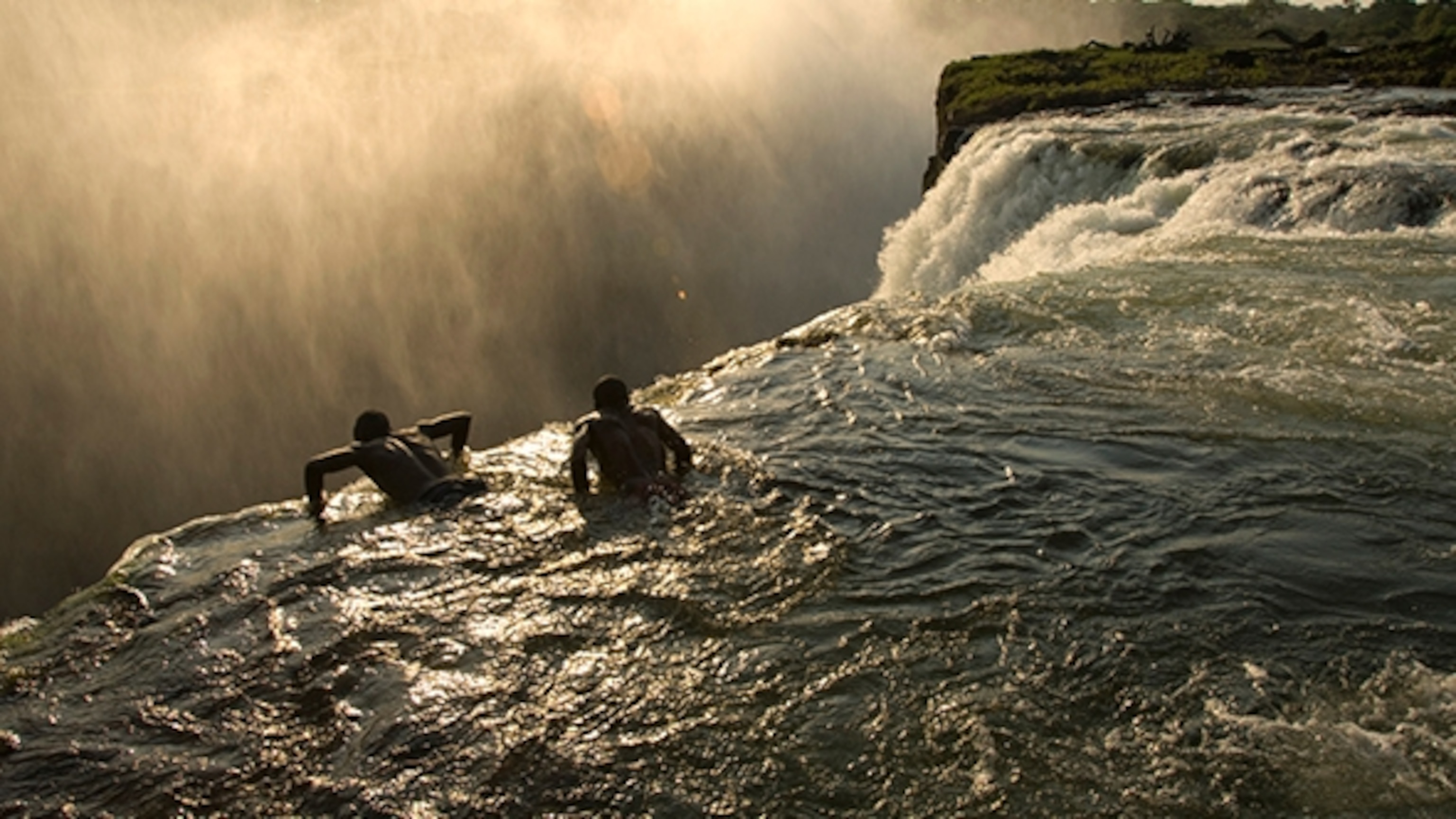 Devil Pool At The Devil S Pool Victoria Falls Swimming Hole