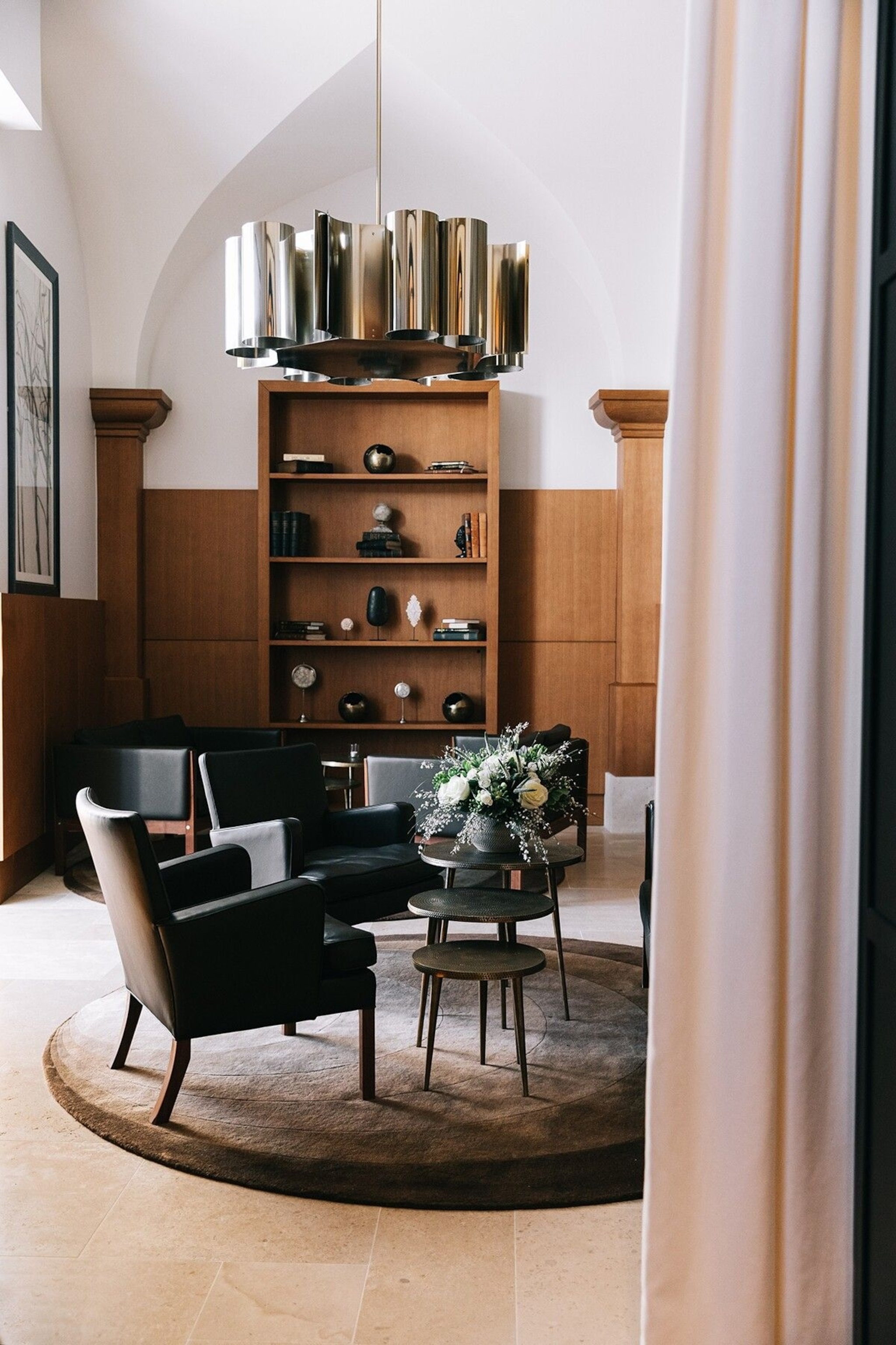 Table and chairs in a Michelin star restaurant