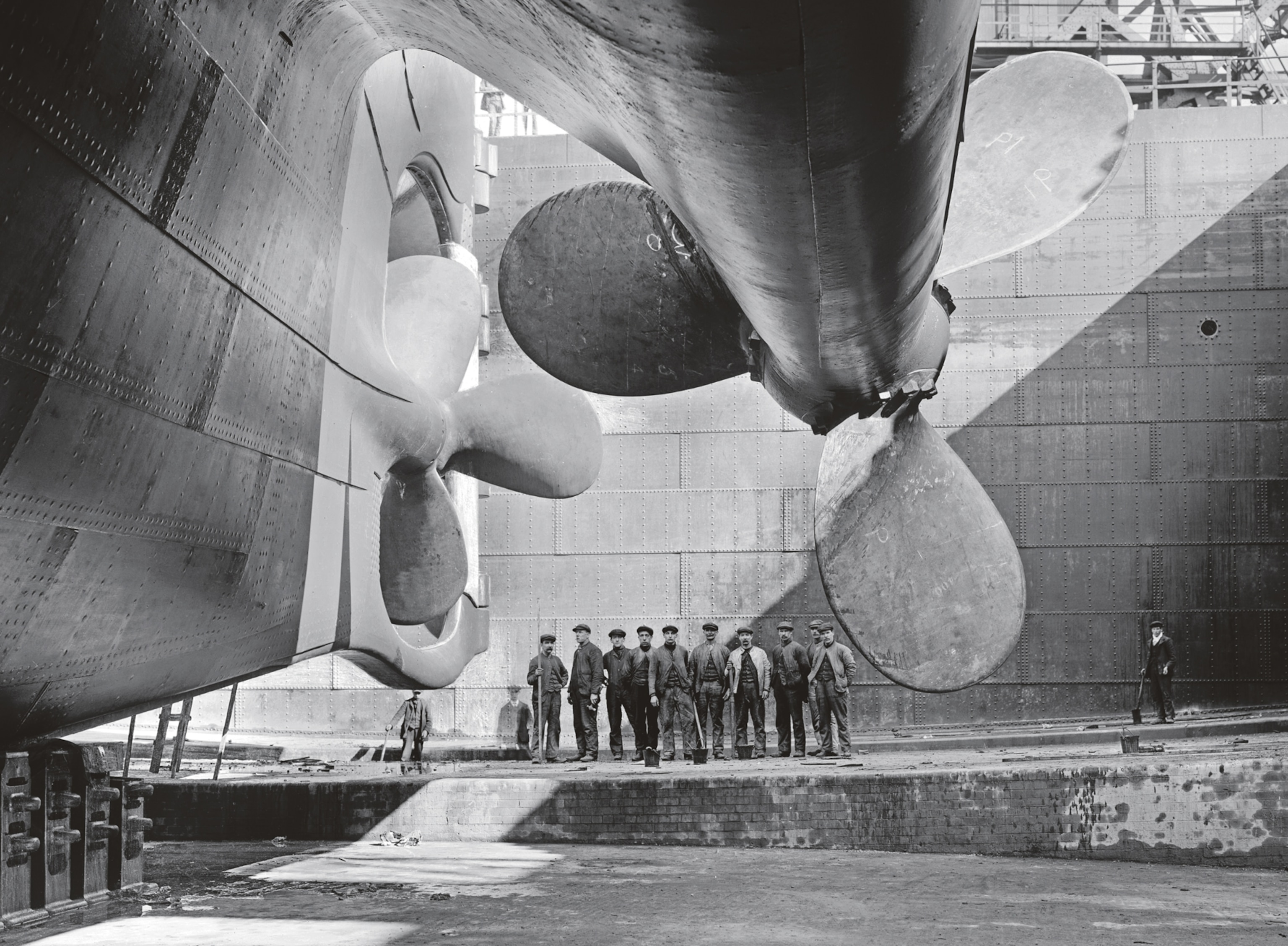 the propellers of the Olympic, the nearly identical sister ship of the Titanic