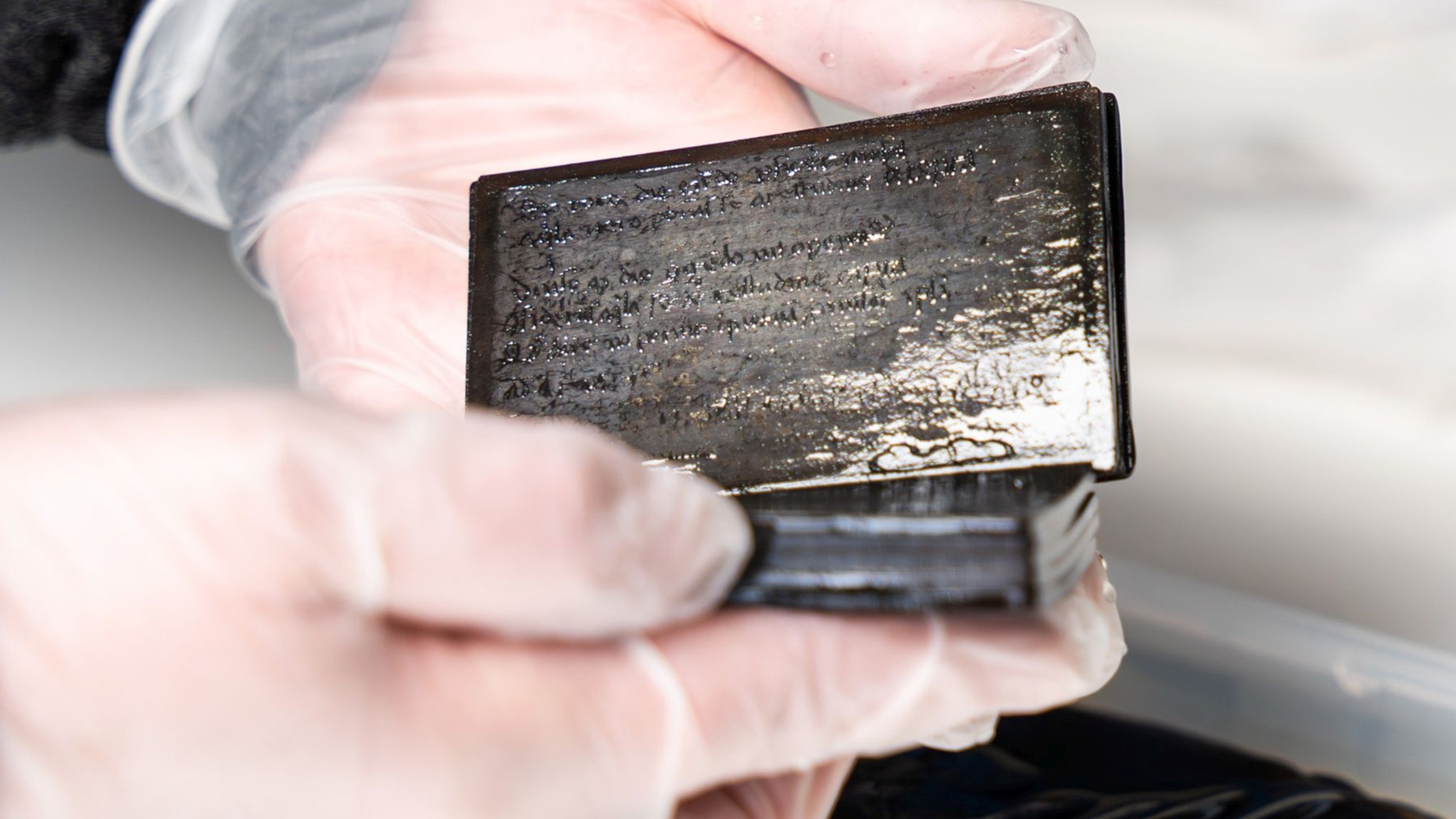 700-year-old ‘Etch A Sketch’ found preserved in a medieval toilet