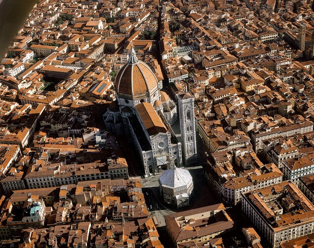 Rising high above the city of Florence, the cathedral&rsquo;s magnificent dome soars to a height of 374 feet.