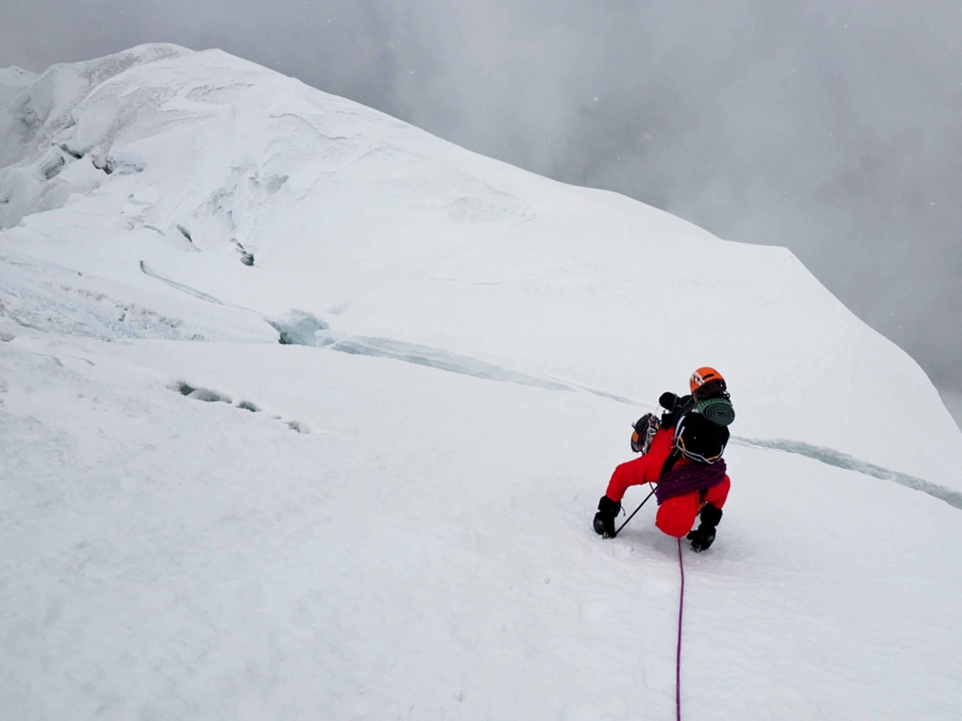 Alpine climber Ueli Steck descends a mountain