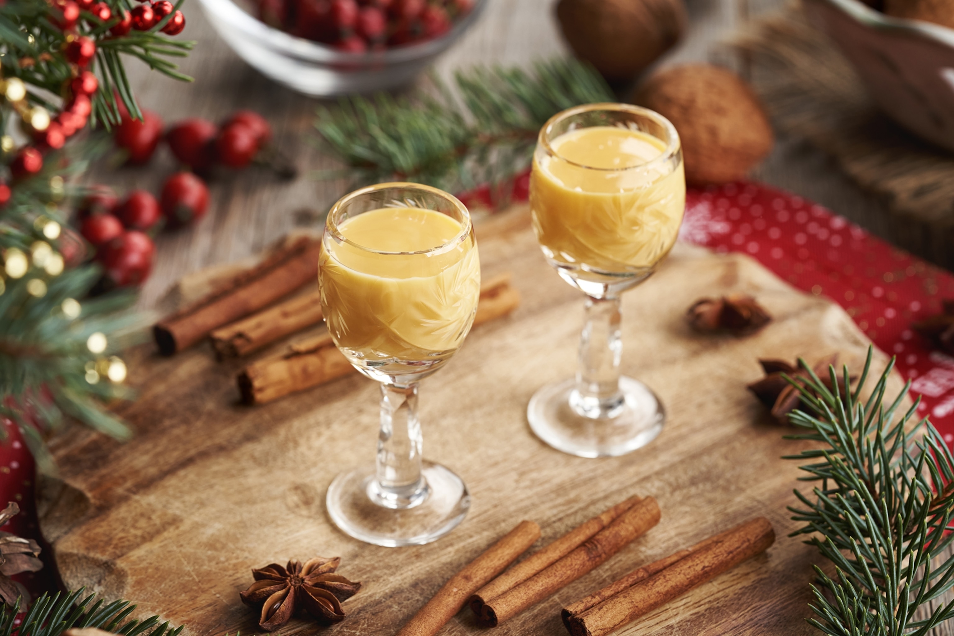 eggnog glasses