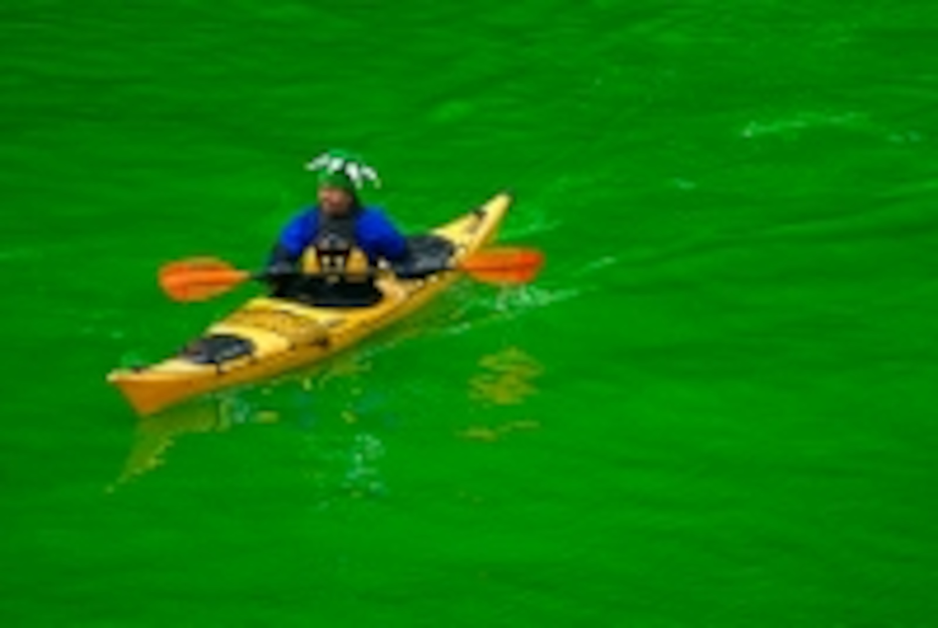 Chicago River kayak by Kenneth Ilio