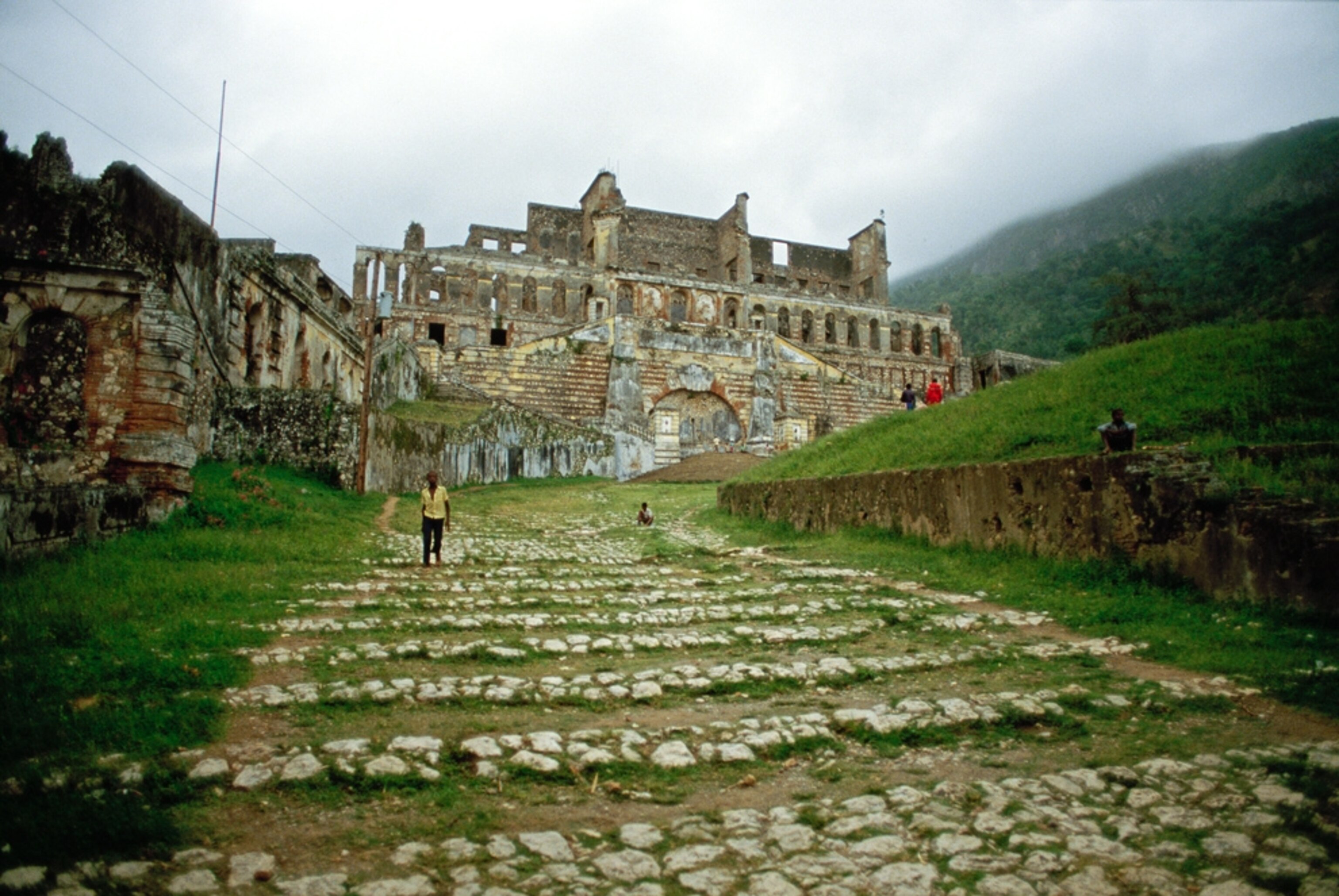 Picture of the ruins of the Palace of Sans-Souci in Haiti.