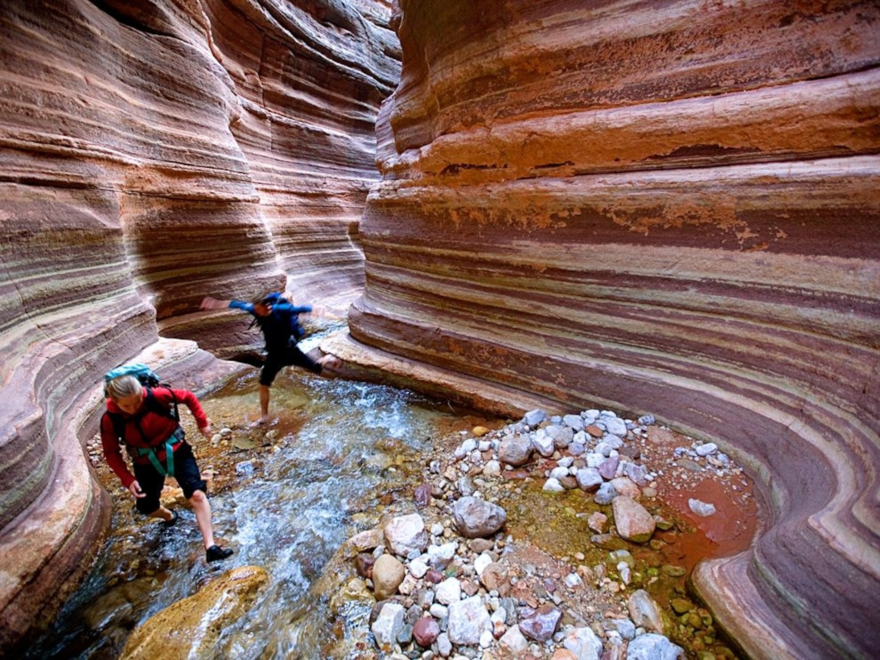 two hikers in Deer Creek Canyon, Grand Canyon National Park