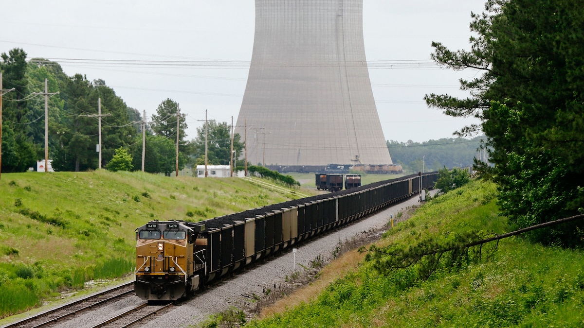 CoalDependent Arkansas Faces Stiff Emissions Target and a Running Clock