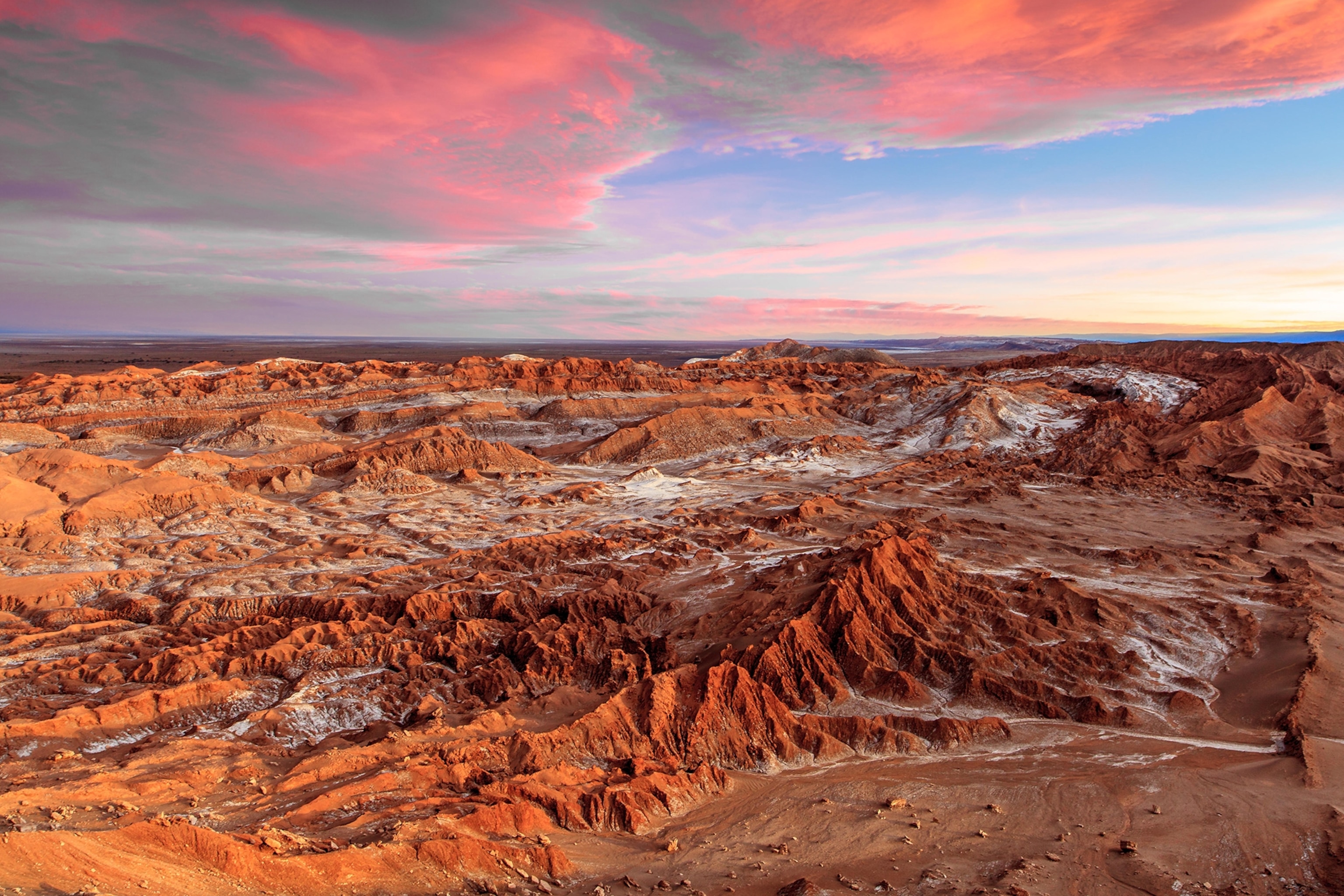 Desert world. Чили пустыня Атакама. Южная Америка пустыня Атакама. Десьерто де Атакама. Чили Америка пустыня Атакама.