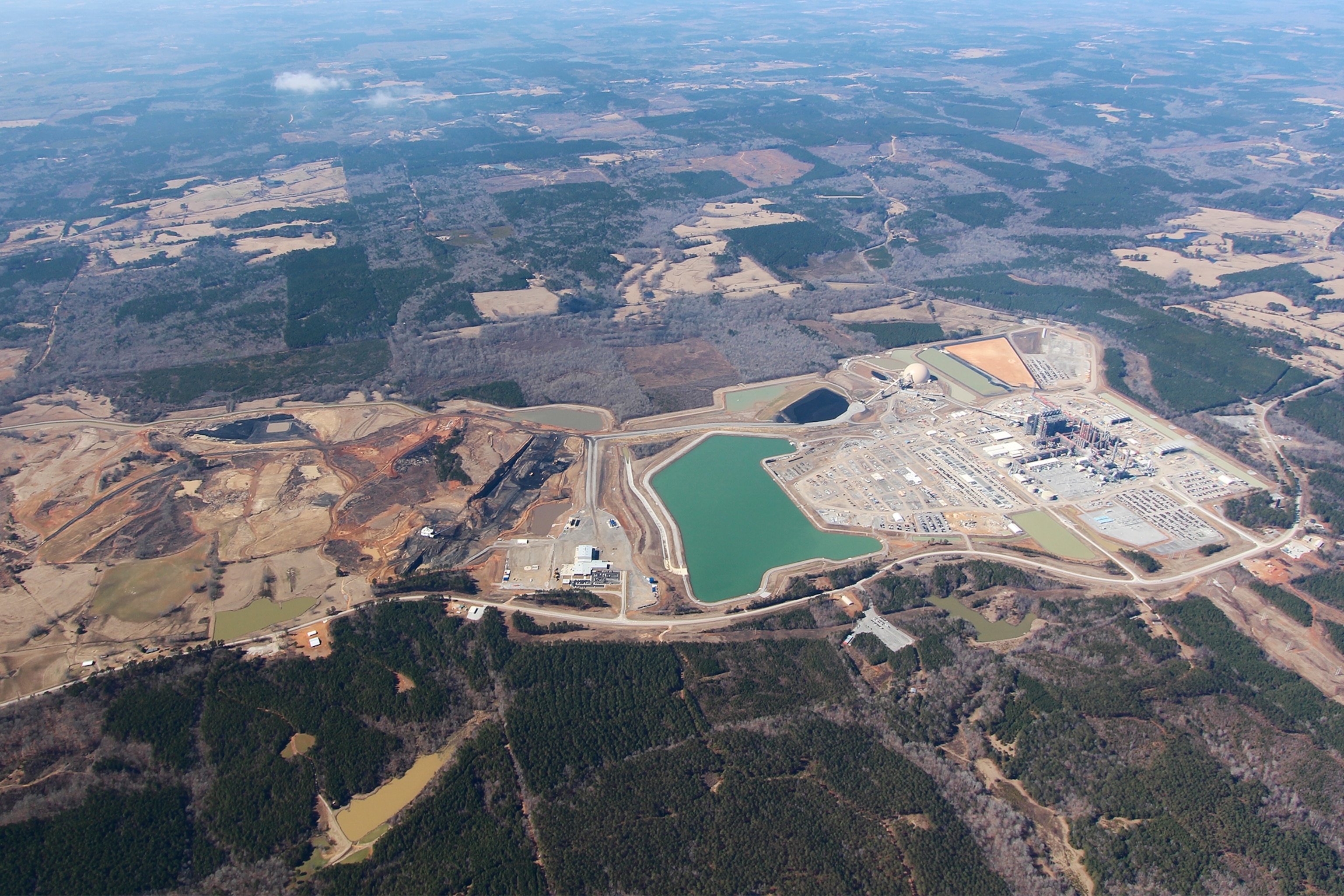 a truck carrying a Carbon Dioxide absorber.