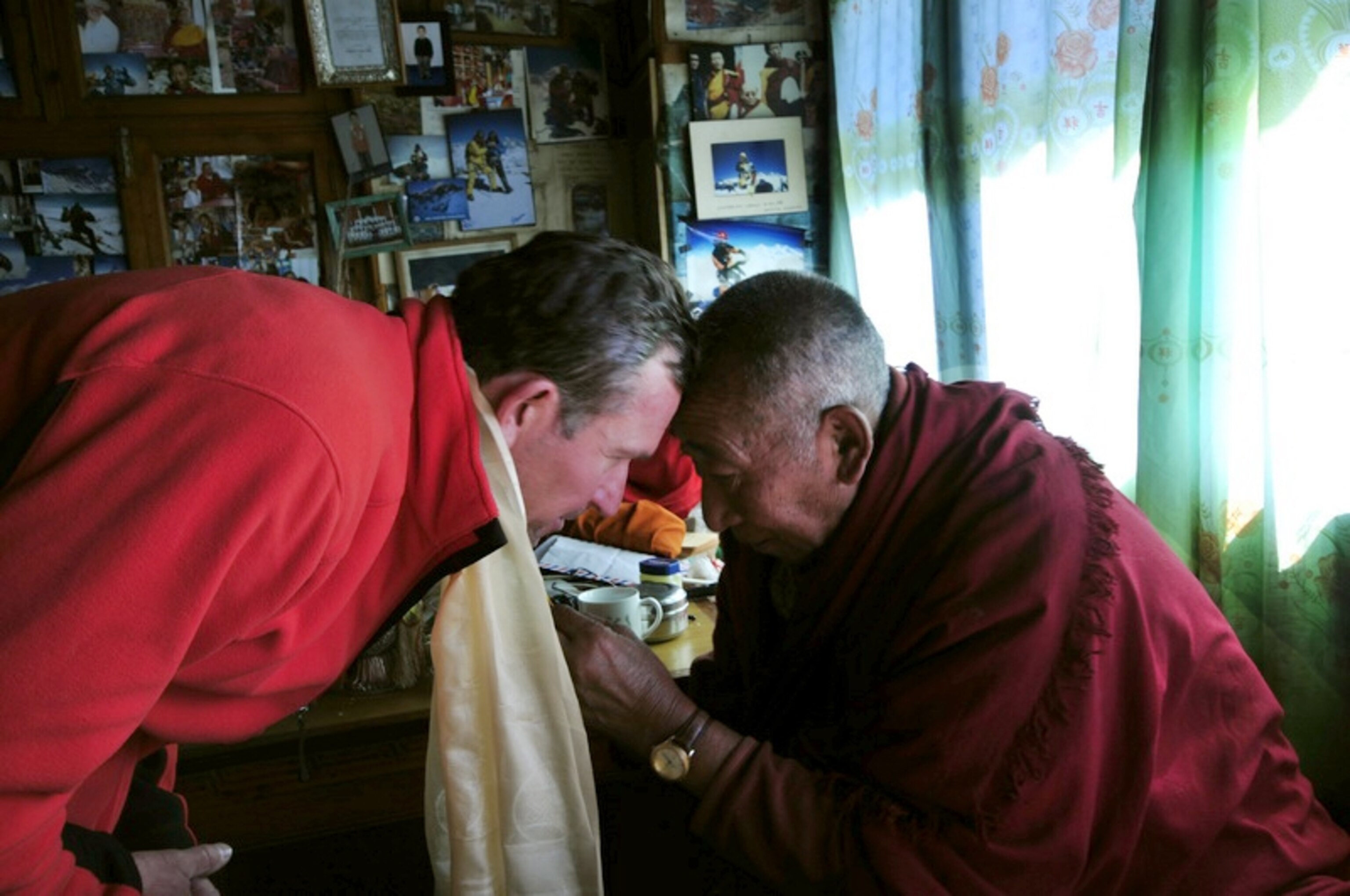 Ed Viesturs receives a ceremonial katha