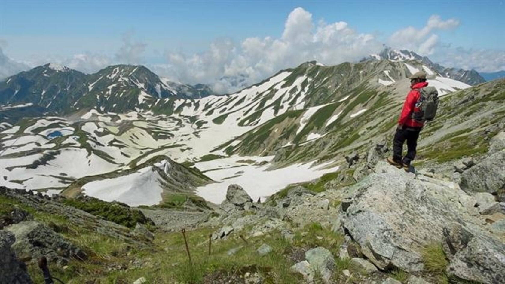 Discover the roof of Japan, image size:1680x945