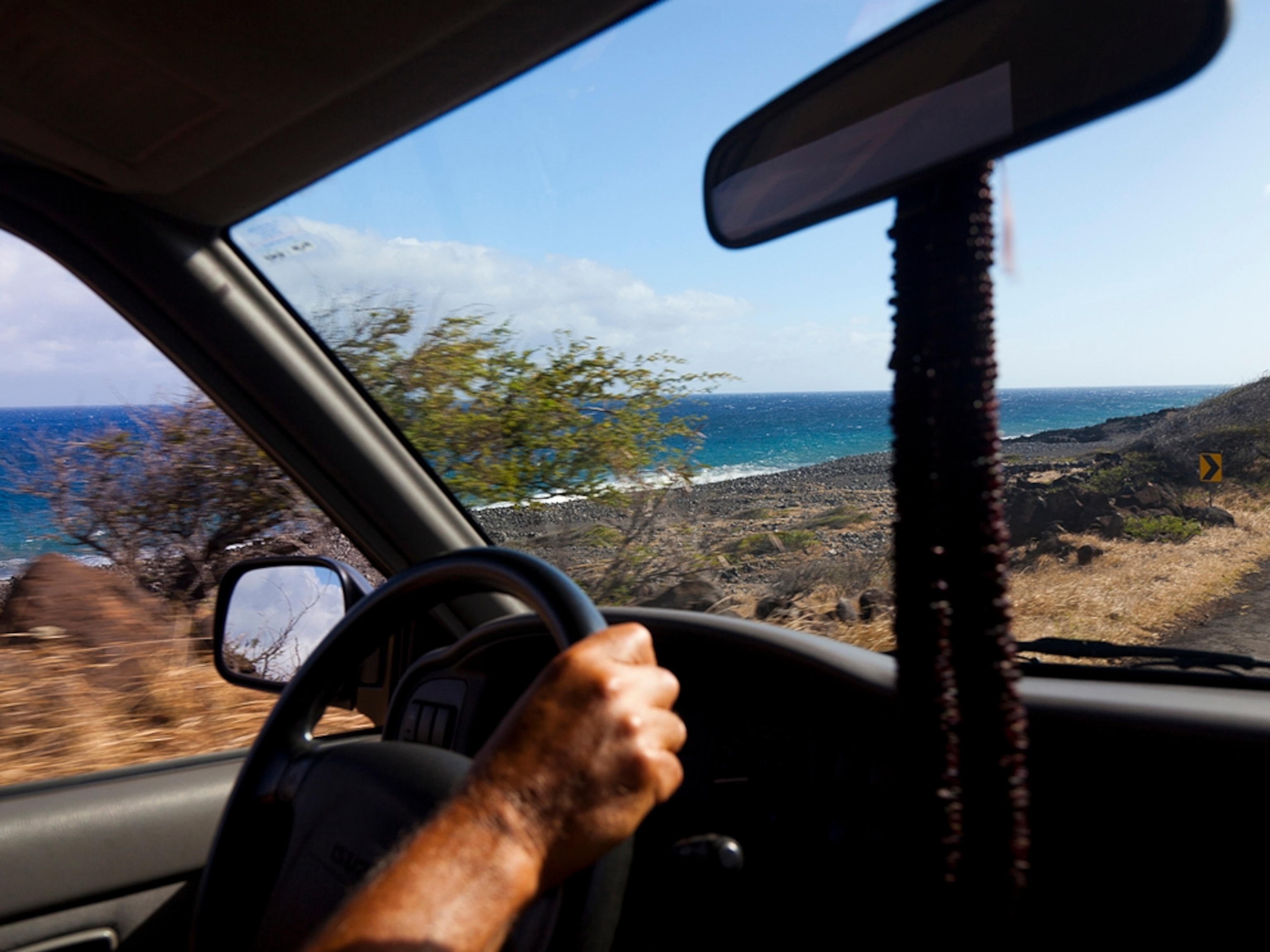 driving in Maui on the roads beyond Hana