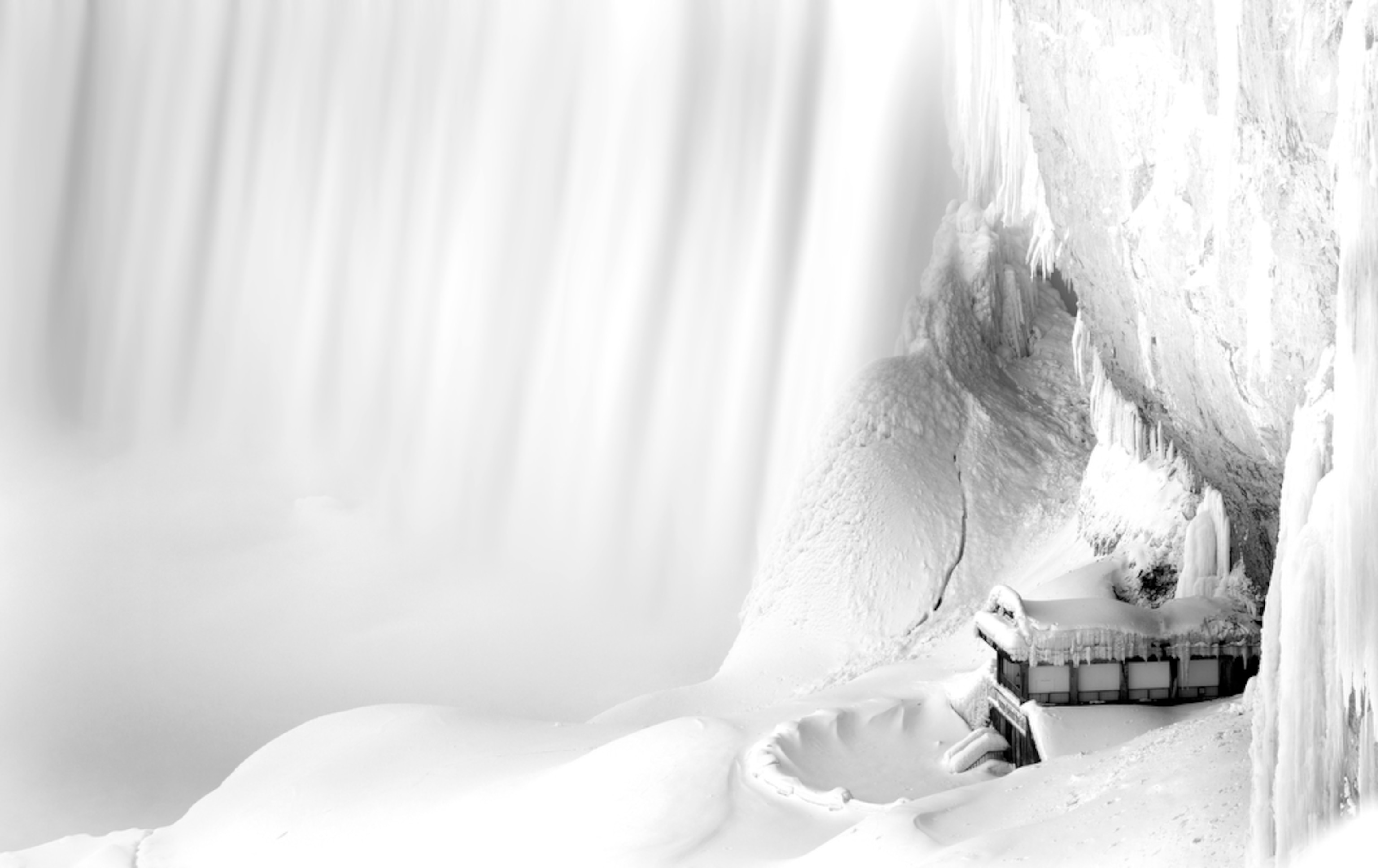 frozen hut at Niagara Falls in Canada