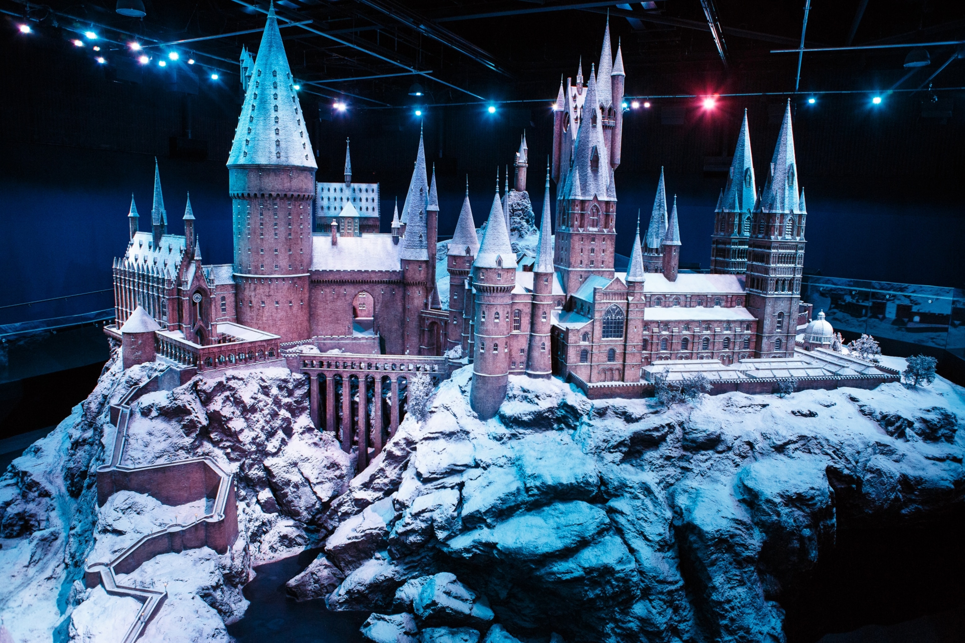A model of Hogwarts school in the snow.