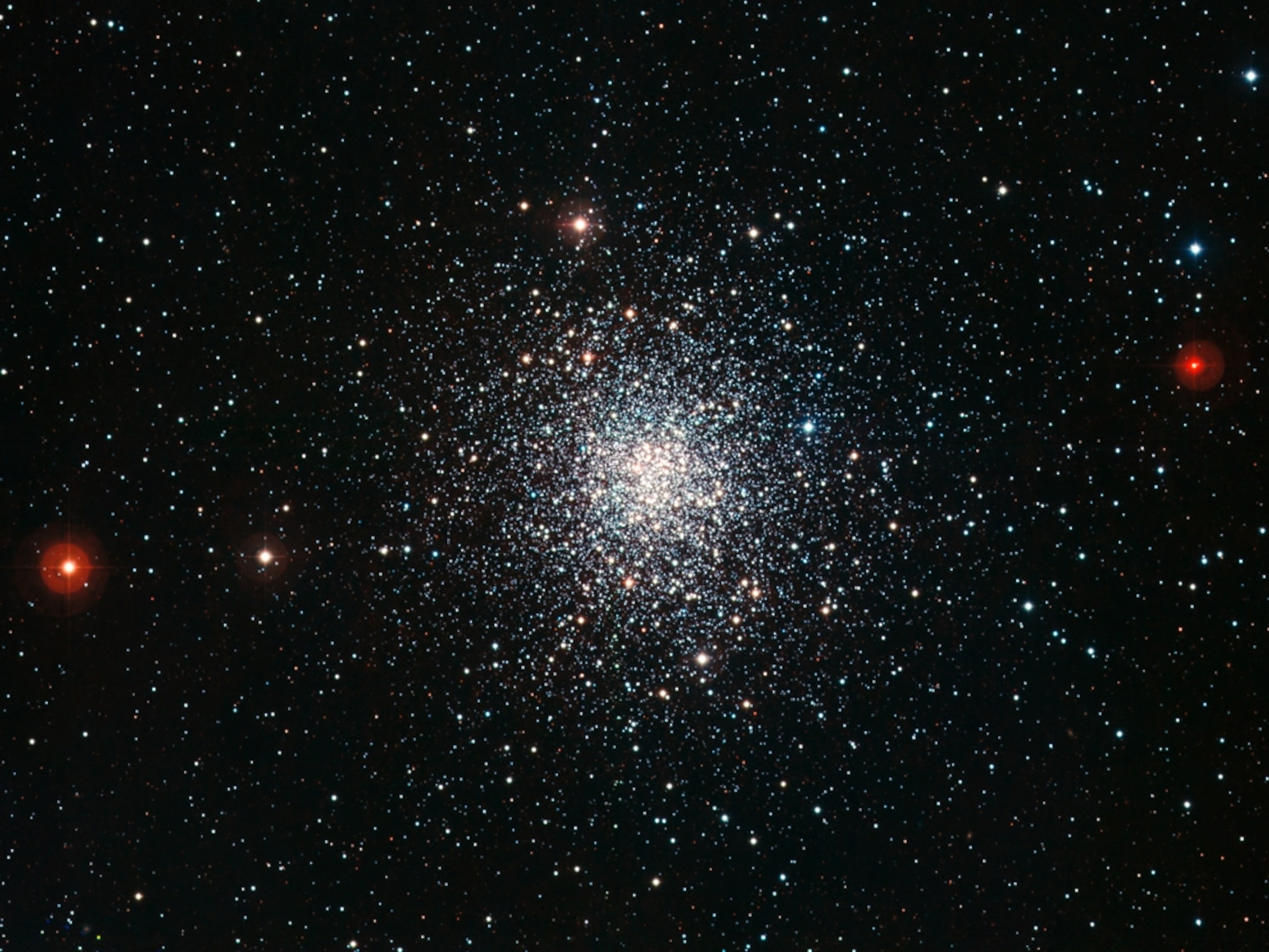 Globular cluster M107 picture.