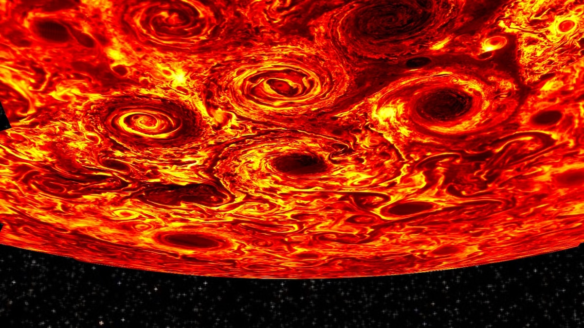 New NASA Photo Shows Cyclones Deep in Jupiter's Atmosphere