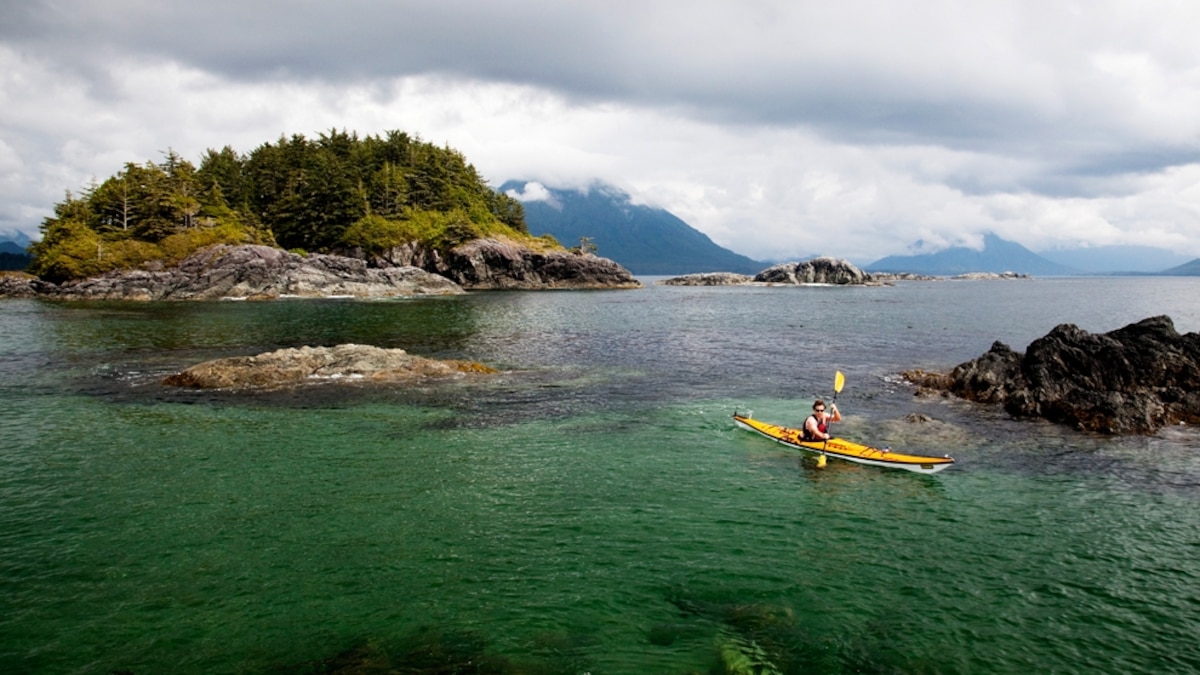 Ultimate Adventure Bucket List Kayak Vancouver Island, Canada