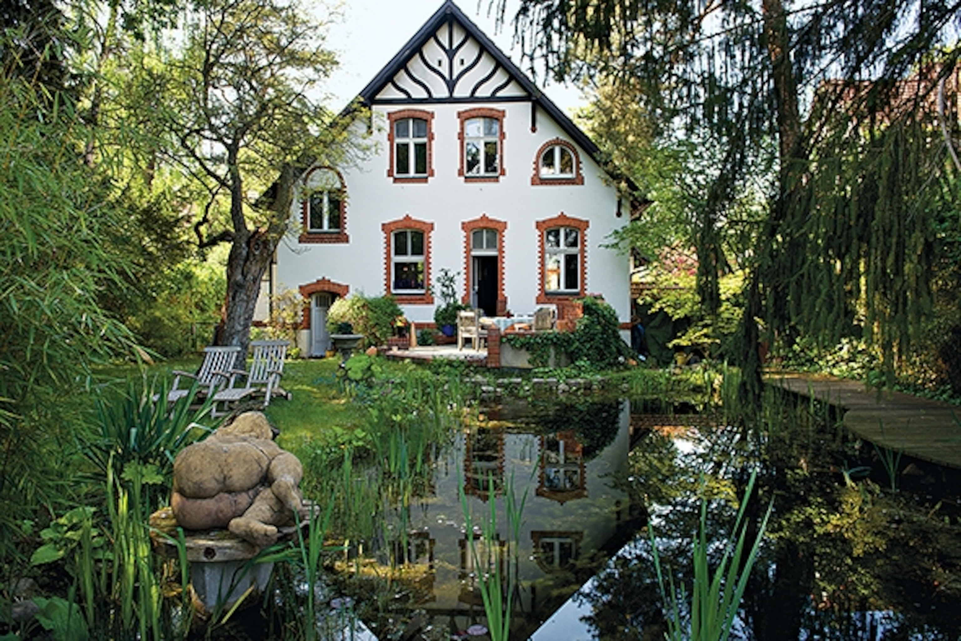 Berlin goes green in tree-filled Wannsee, a neighborhood on the city's outskirts prized for its lakeside villas and lake beaches. (Photograph by Sisse Brimberg and Cotton Coulson)