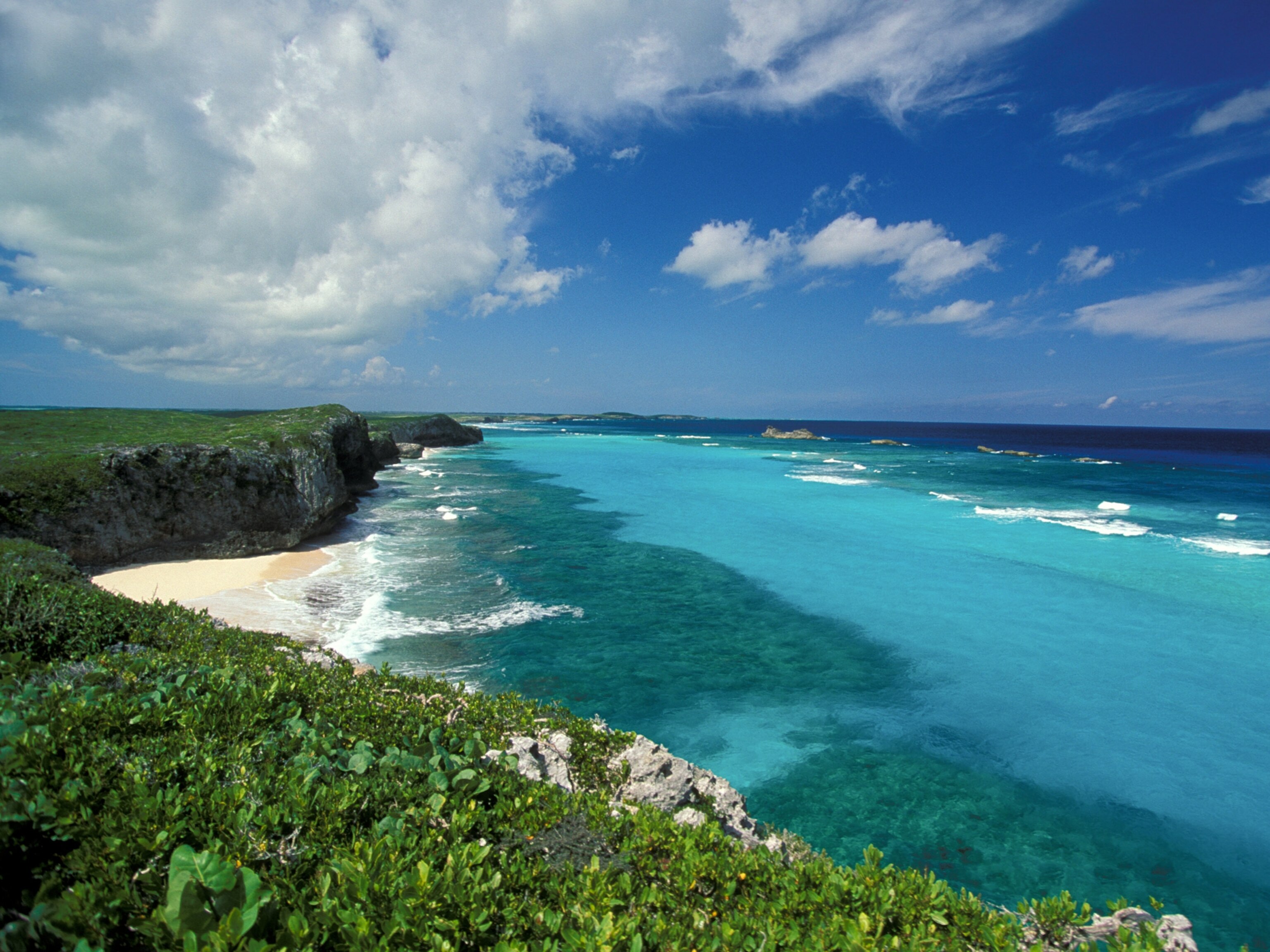Middle Caicos island picture: Caribbean coastline