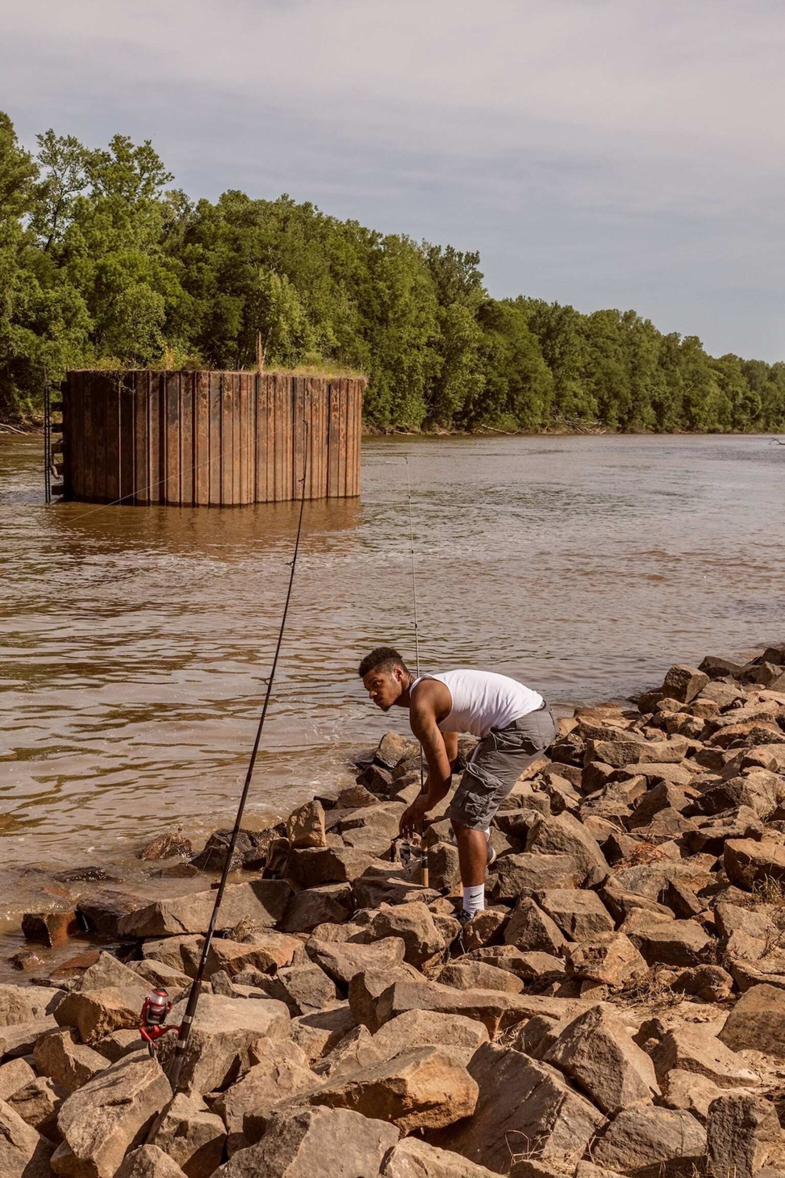 Toxic 'forever chemicals' flow freely through Cape Fear River—and now its  fish