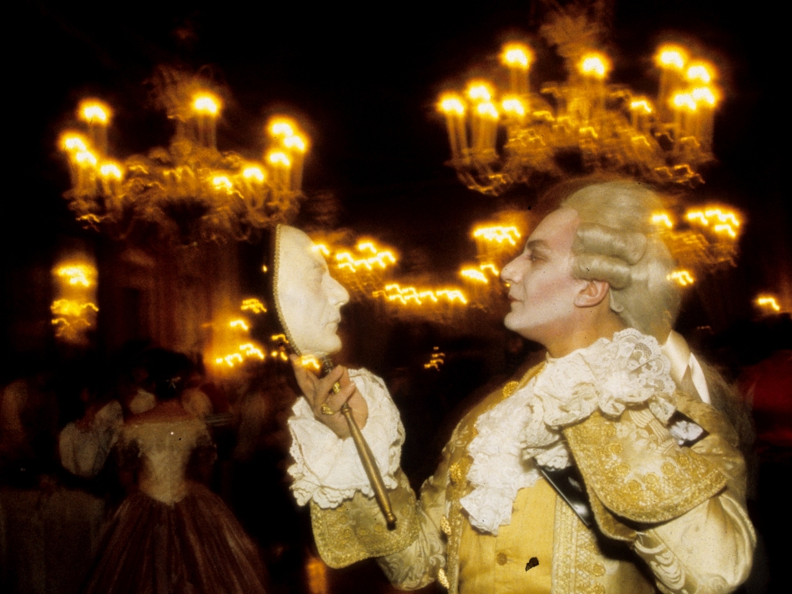 Traditional Carnevale accessories