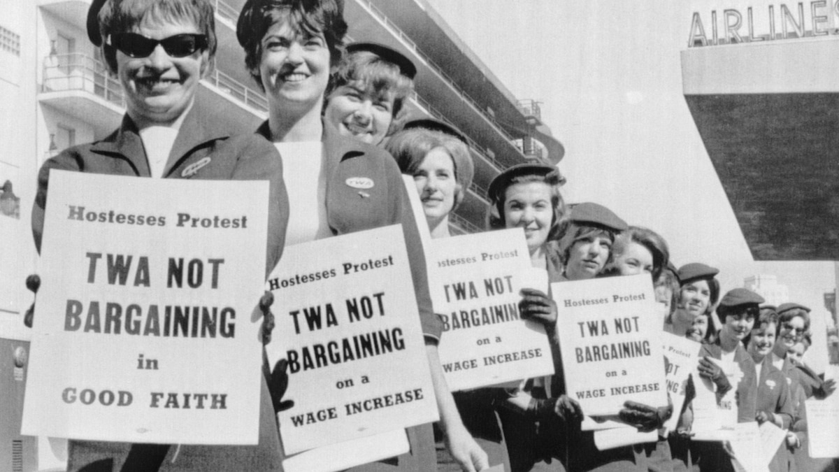 The time when flight attendants said: 'Go fly yourself!' - Vimarsana News
