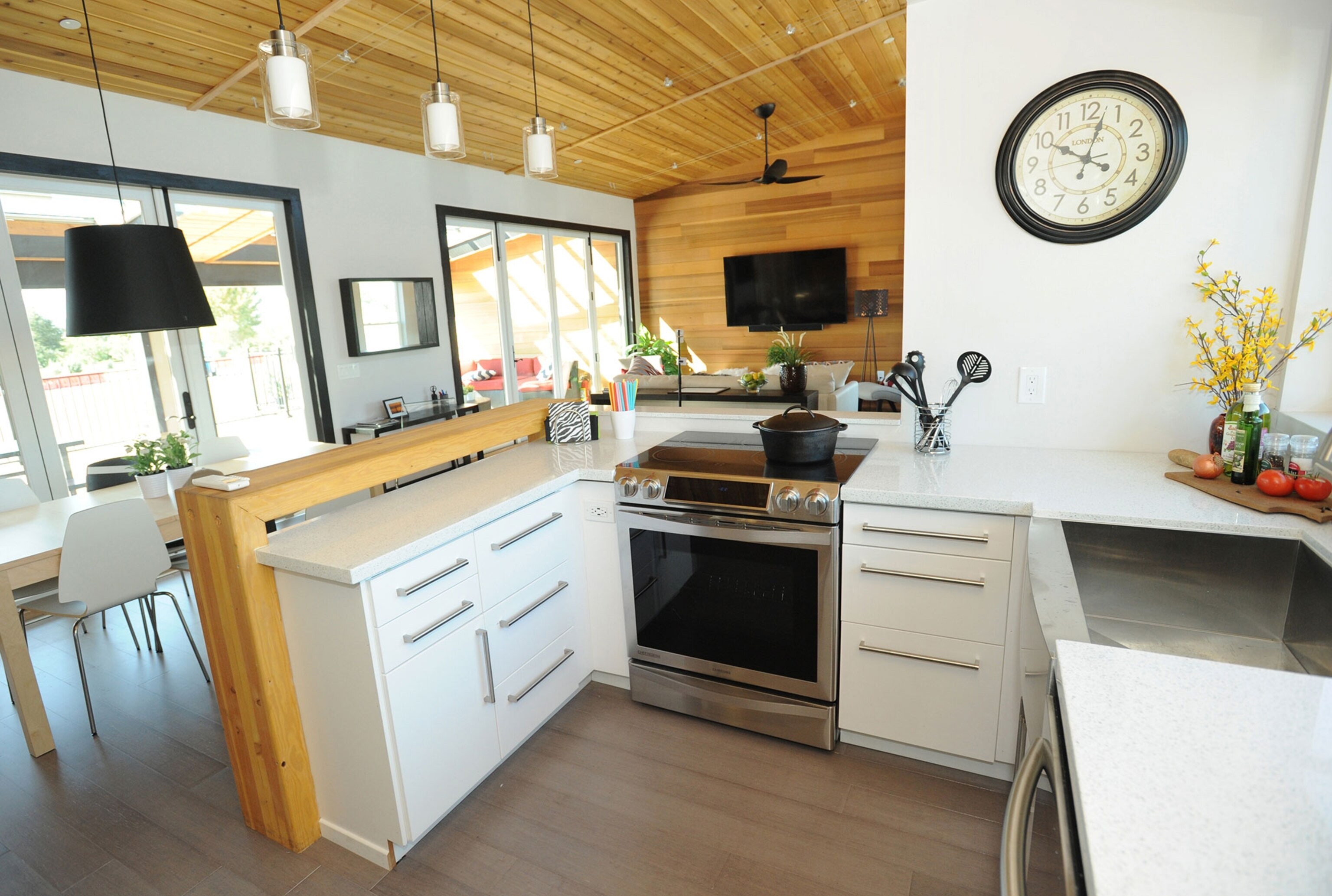 interior of California State University, Sacramento solar house