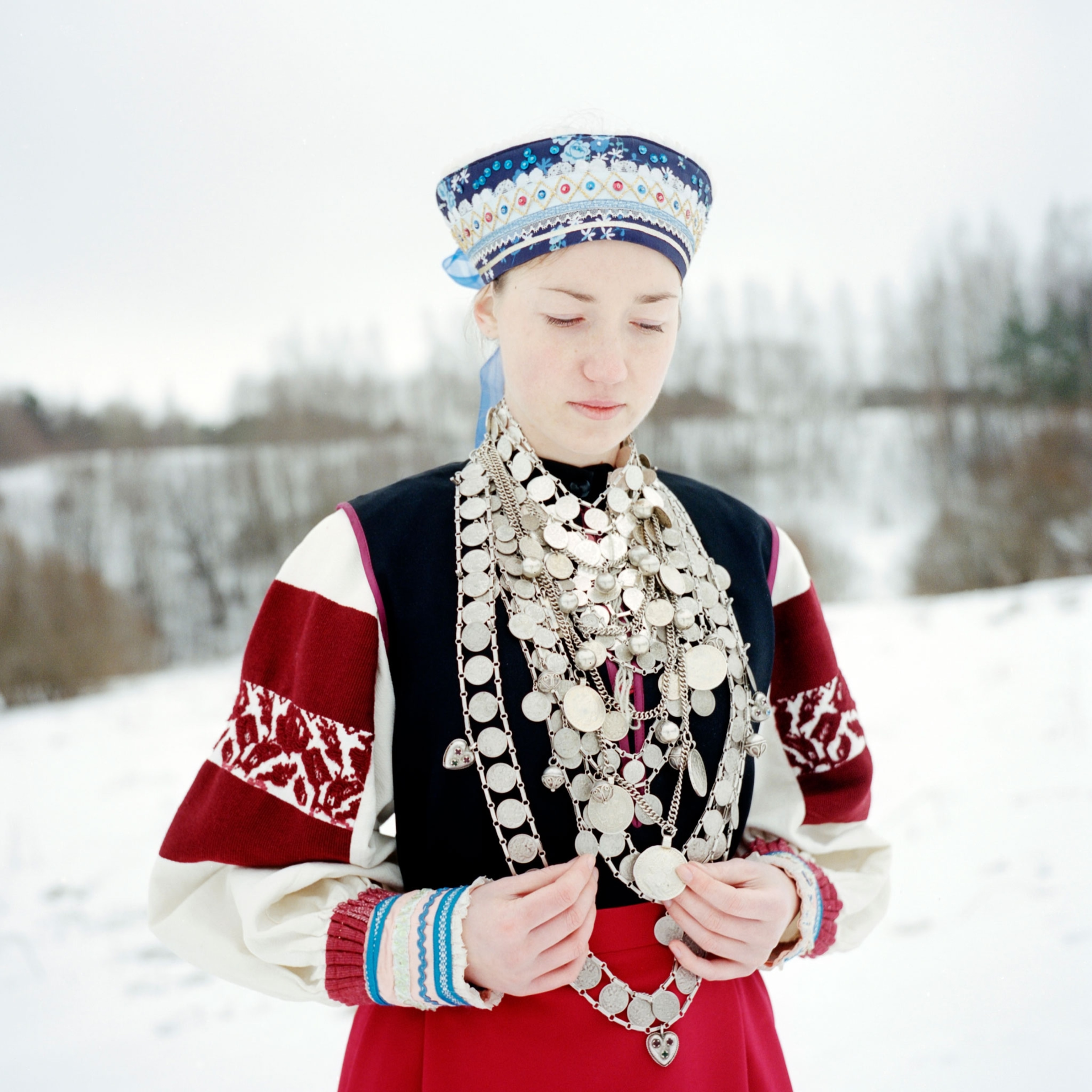 a woman wearing a traditional seto costume