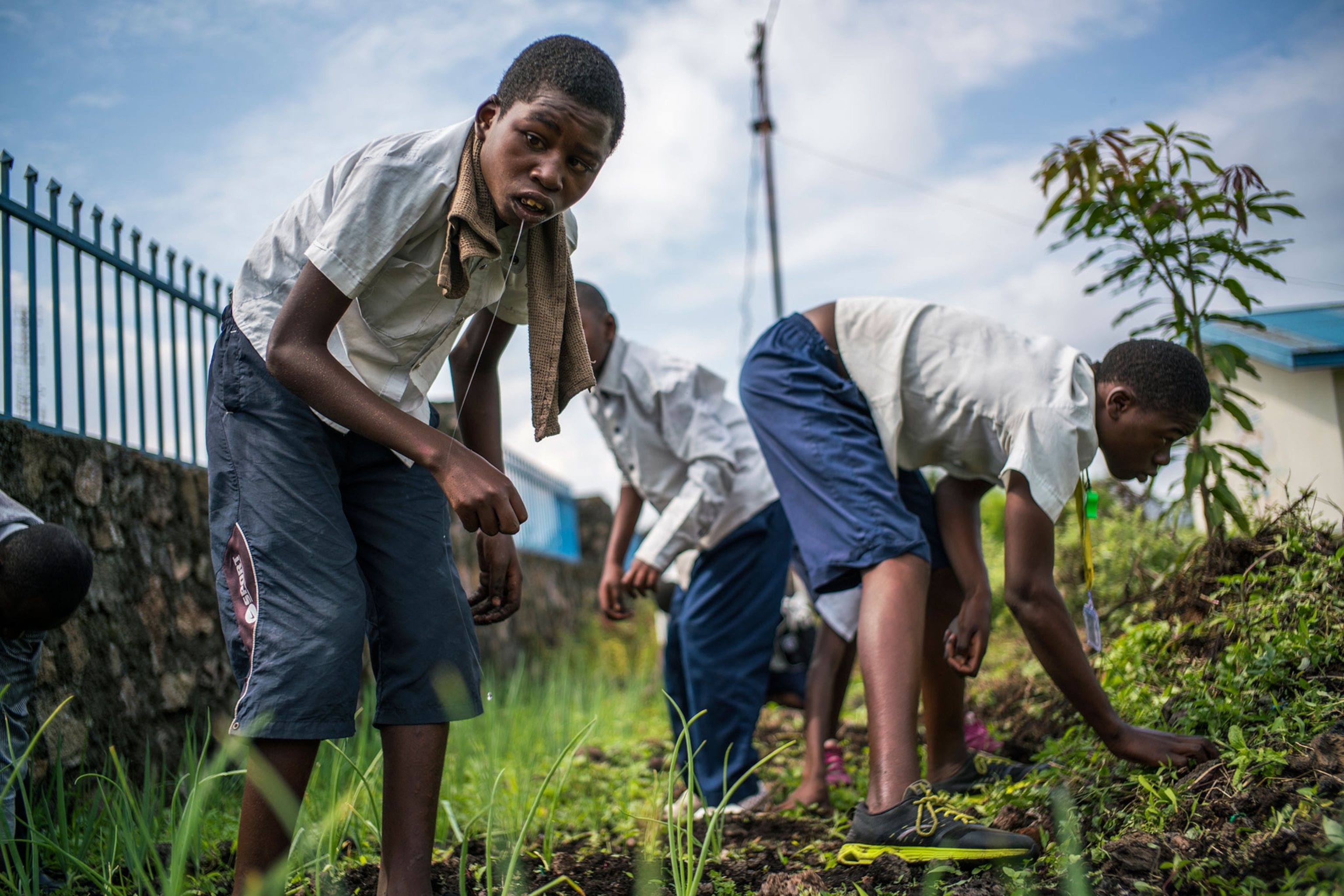 students gardening