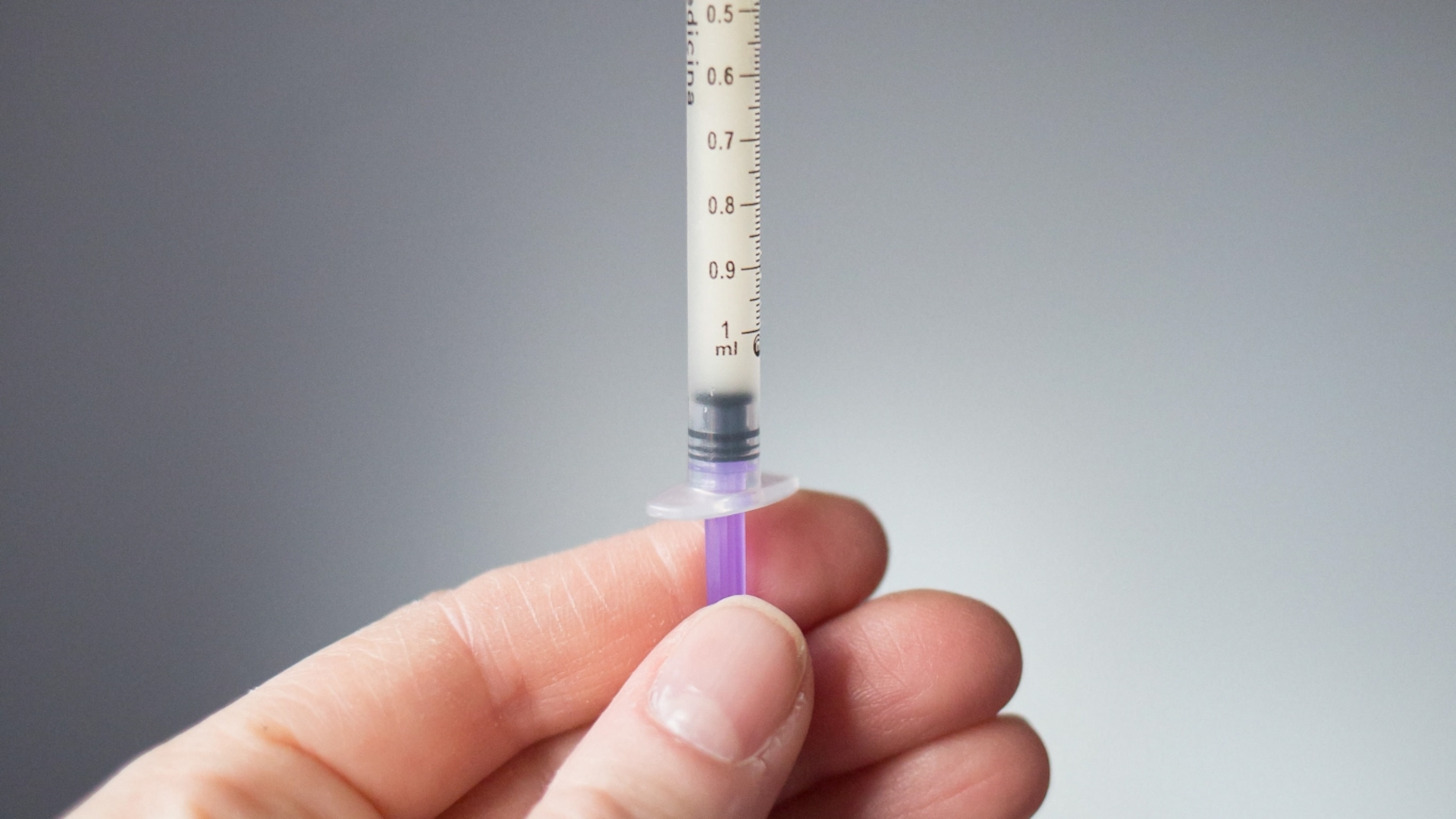 What the science really says about colostrum supplements