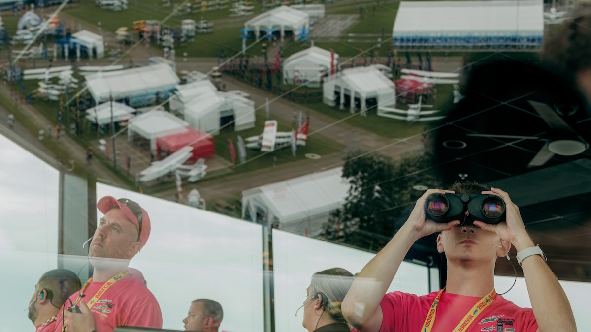 The white-knuckle air show where landing 10,000 planes is just the start