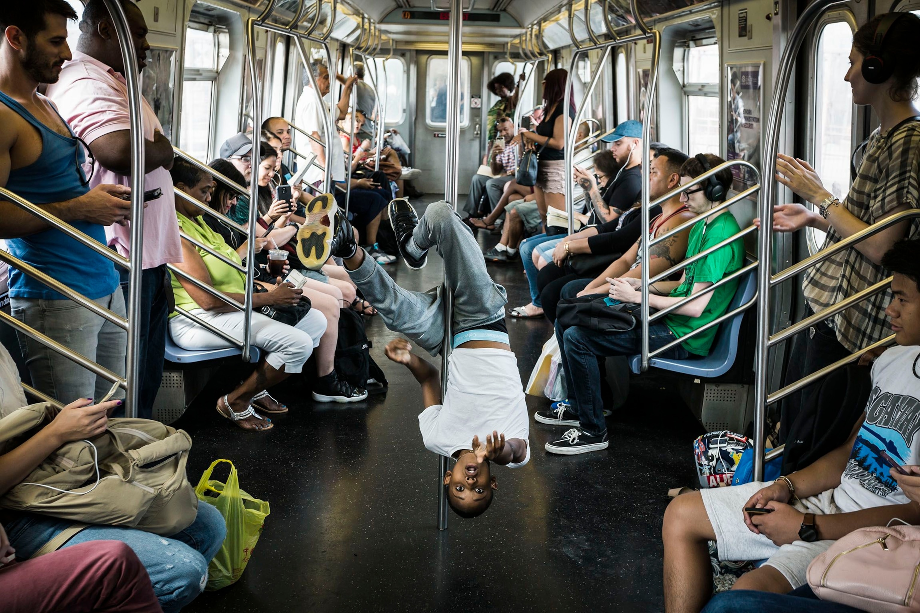 new york city, brooklyn, people, subway