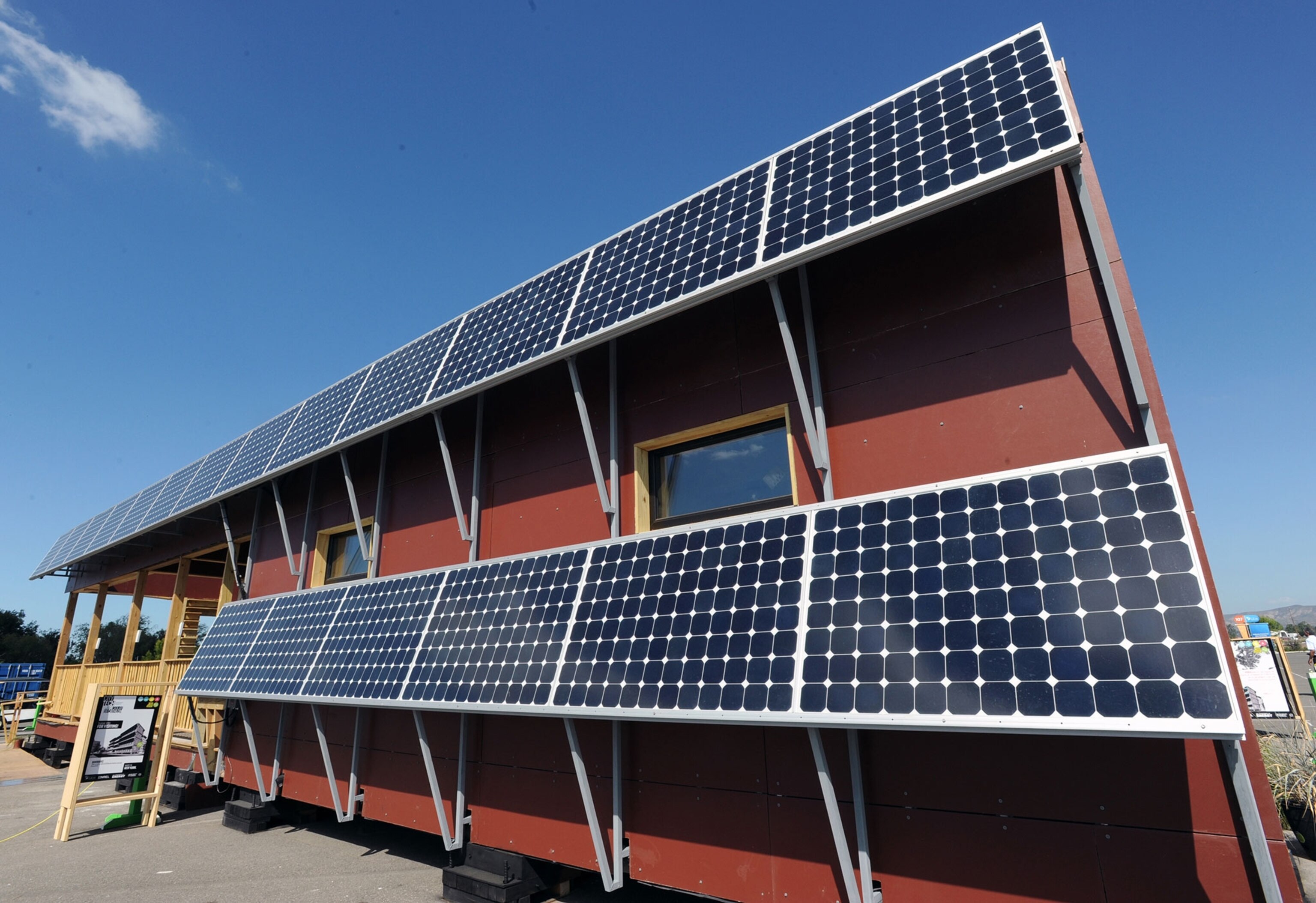 PV arrays for New York City College of Technology solar house
