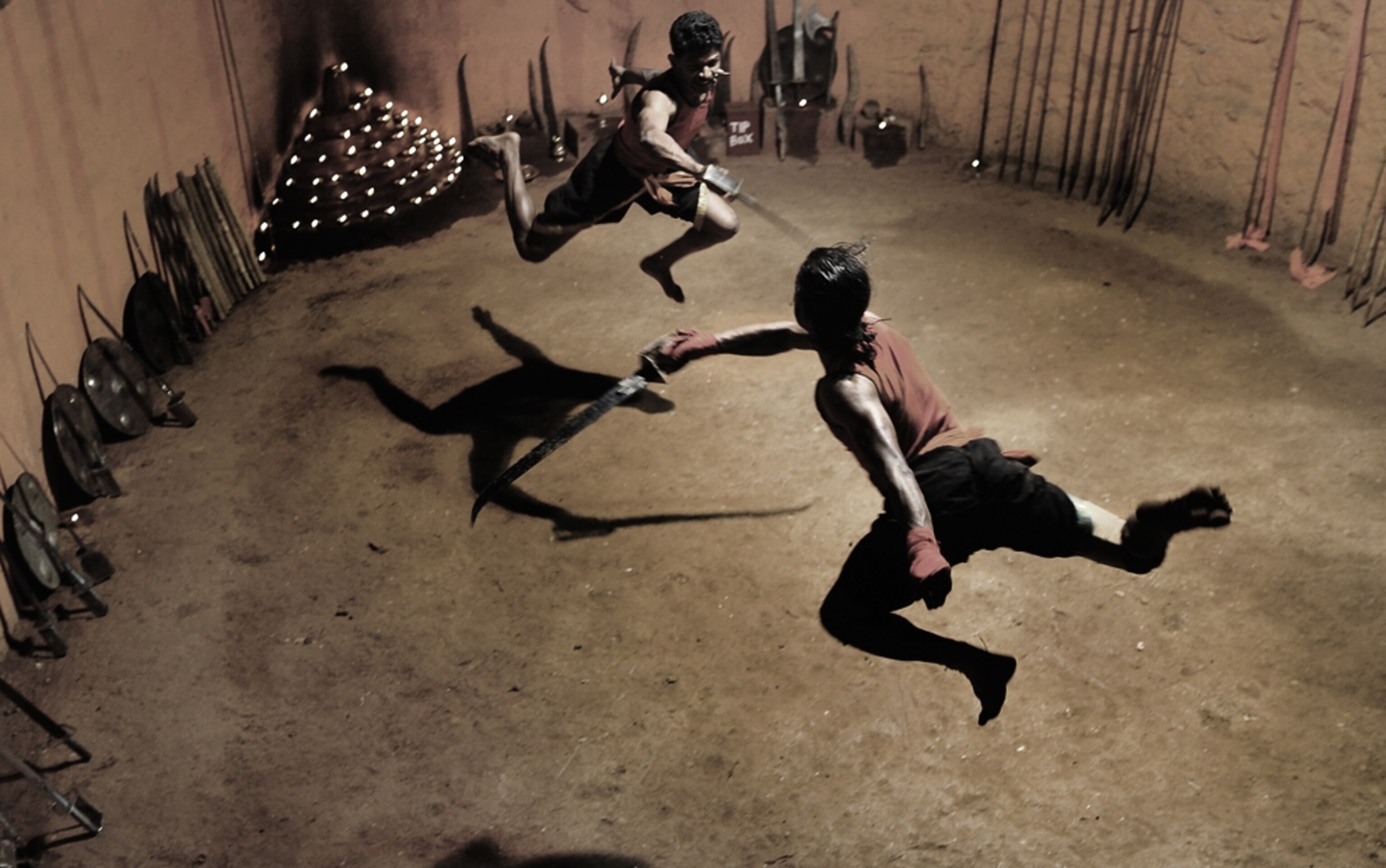 Martial arts picture: Kalaripayattu fighters in combat